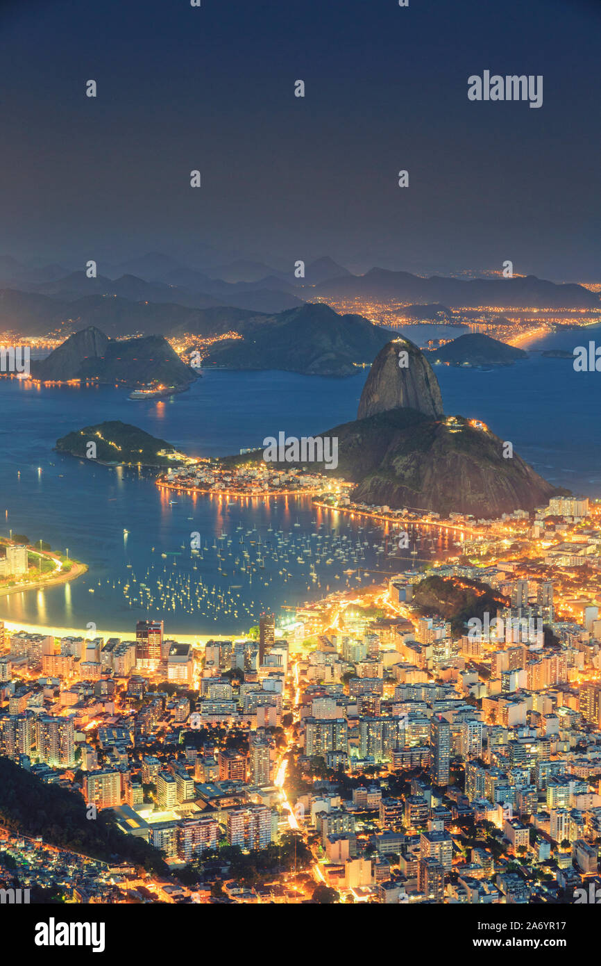 Brasilien, Rio De Janeiro, Ansicht der Zuckerhut und Rio de Janeiro Stadt Stockfoto