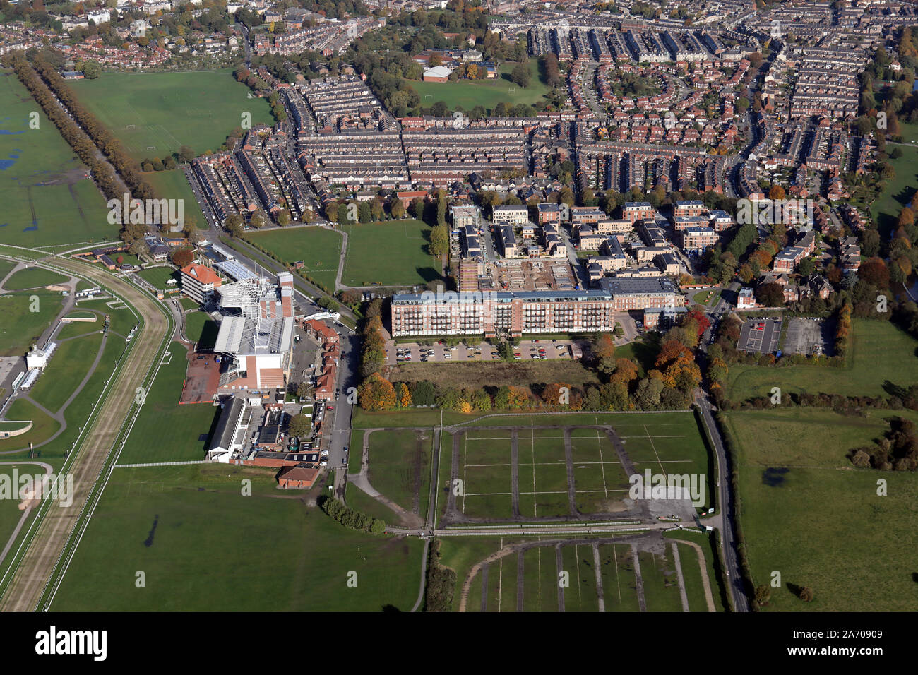 Luftaufnahme der alten Schokoladenfabrik von Terry, die jetzt als Apartmentblock „The Residence“ in York gilt Stockfoto