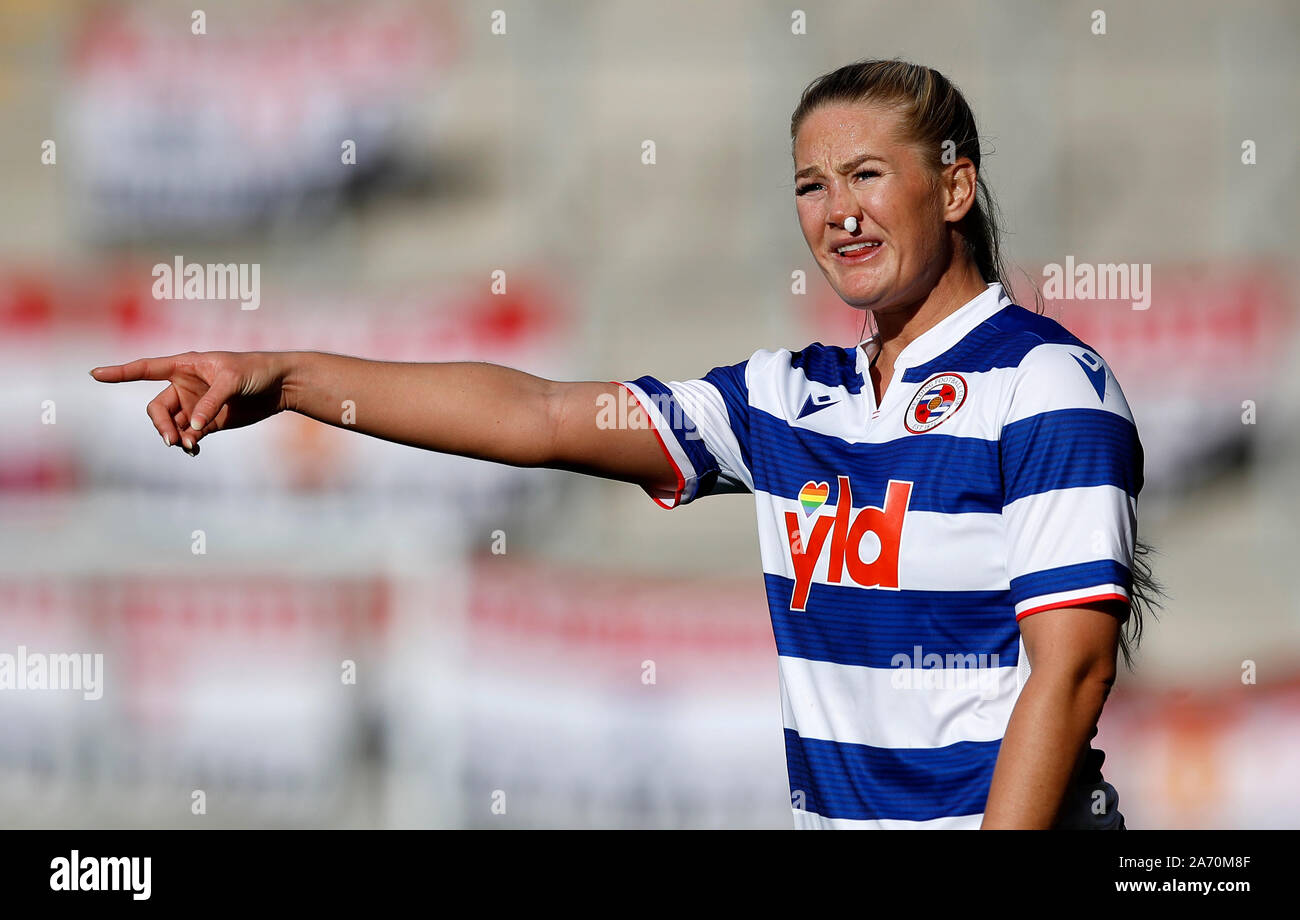 Von Reading Lisa-Marie Karlseng Utland Stockfoto