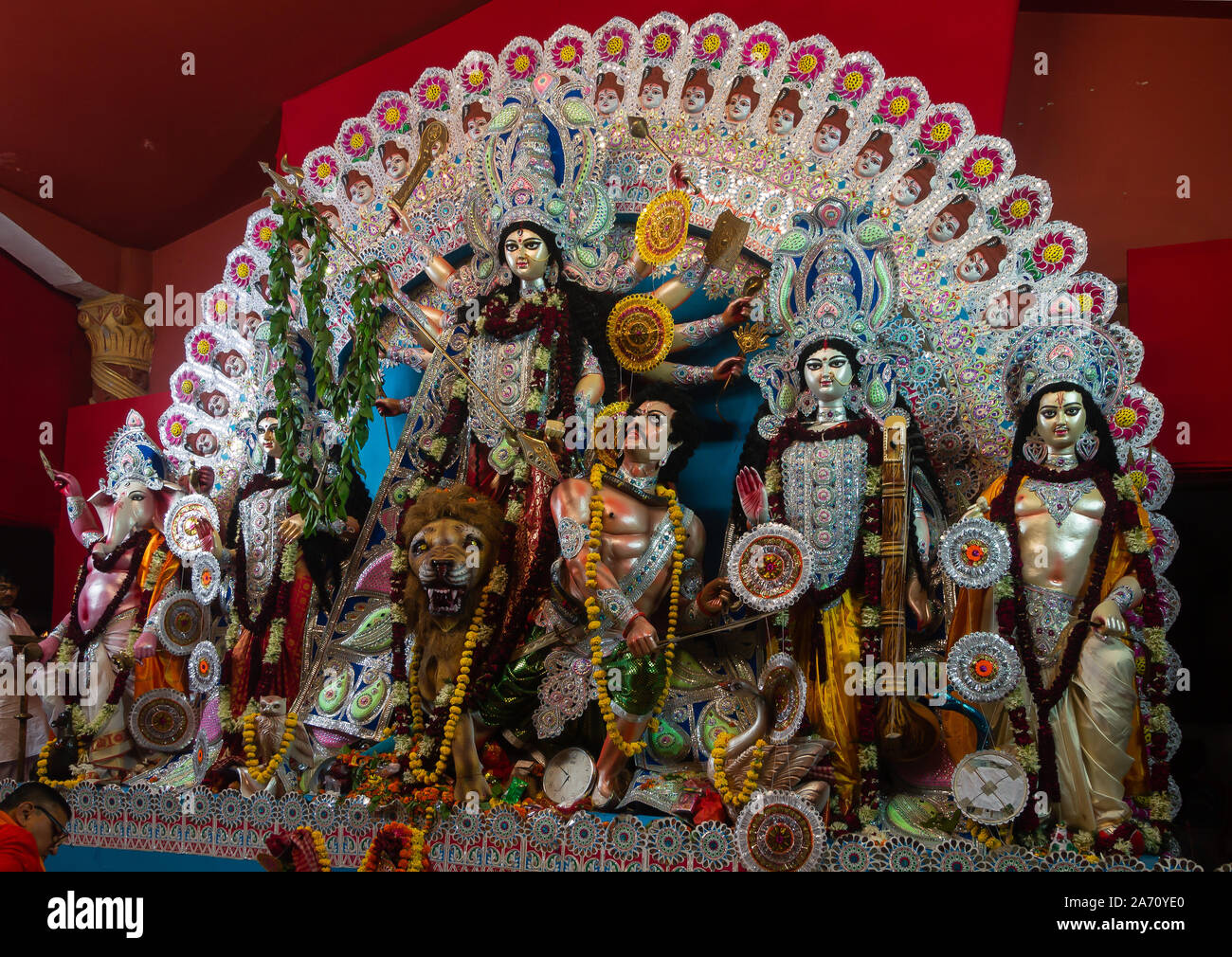 Matri Mandir Samity, B-2 Block, Safdurjung Enklave, New Delhi, Indien, DT-05 Oct 2019. Eine Ansicht von Durga Puja Pandal Idiol In Stockfoto