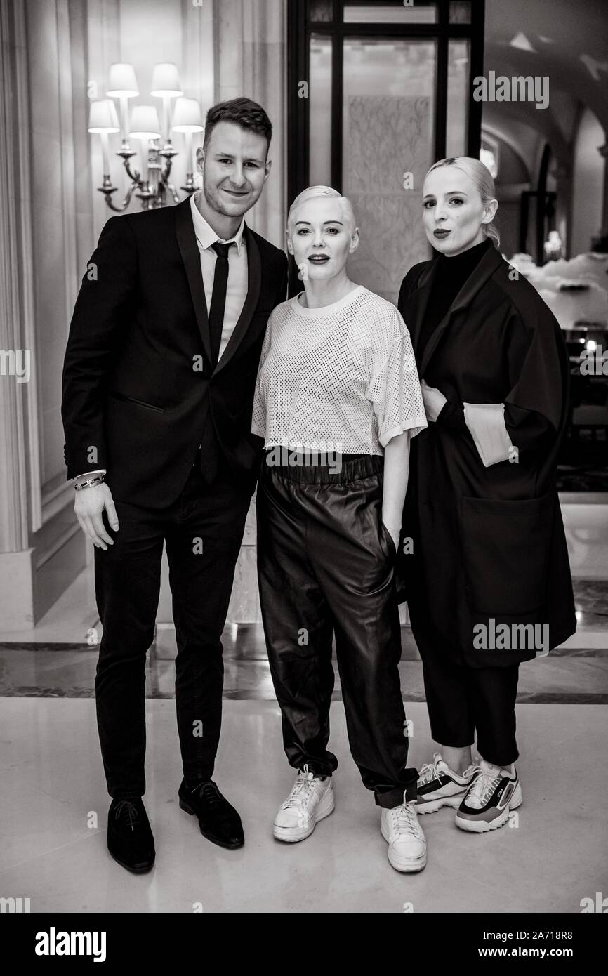 Nicolas Rouquet und Rose McGowan Stockfoto