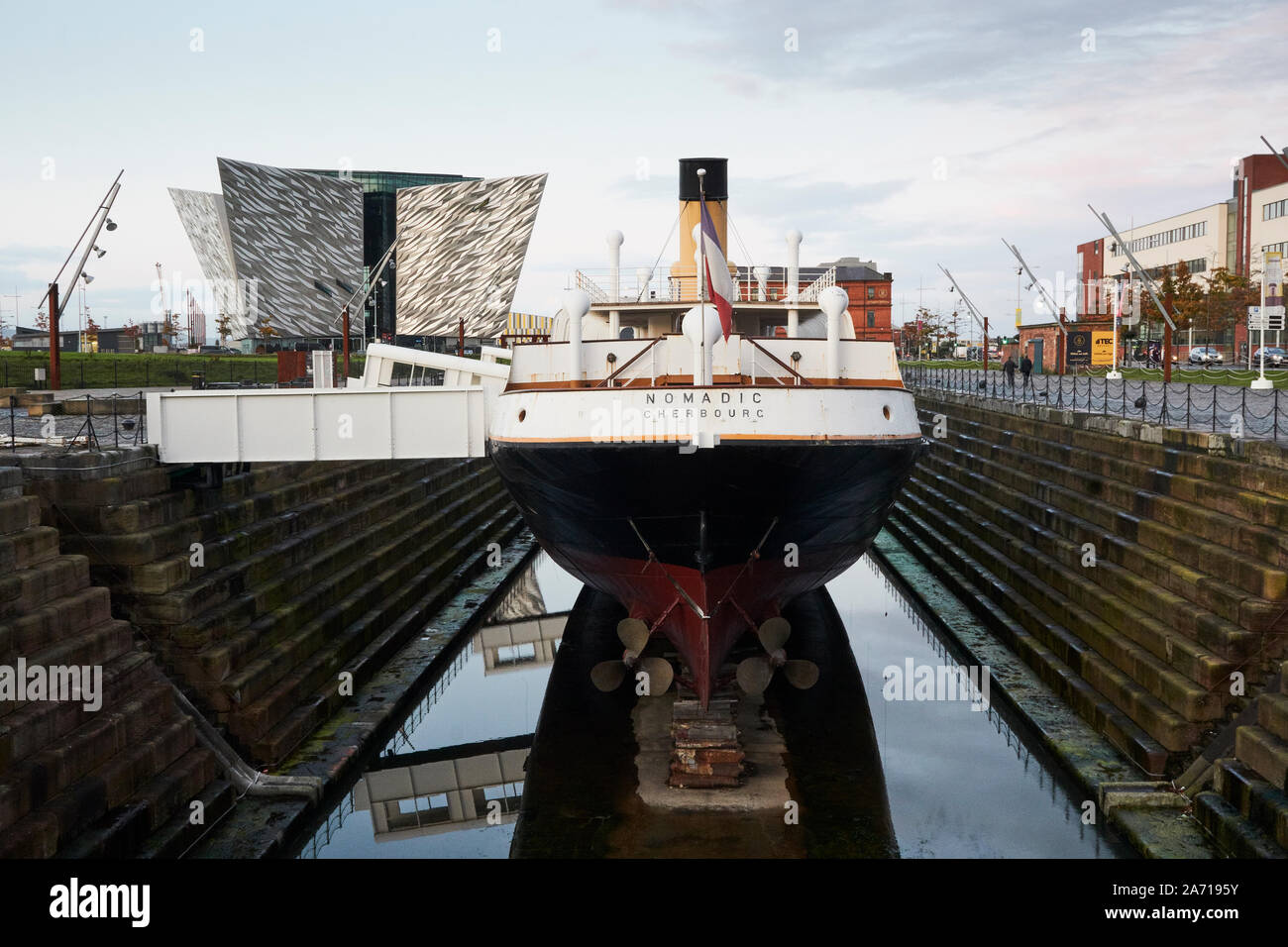 Die SS-Nomadischen, die Ausschreibung die Lieferung an die Titanic, am Hamilton Dock, der Titanic Center, Belfast, Nordirland, Großbritannien Stockfoto