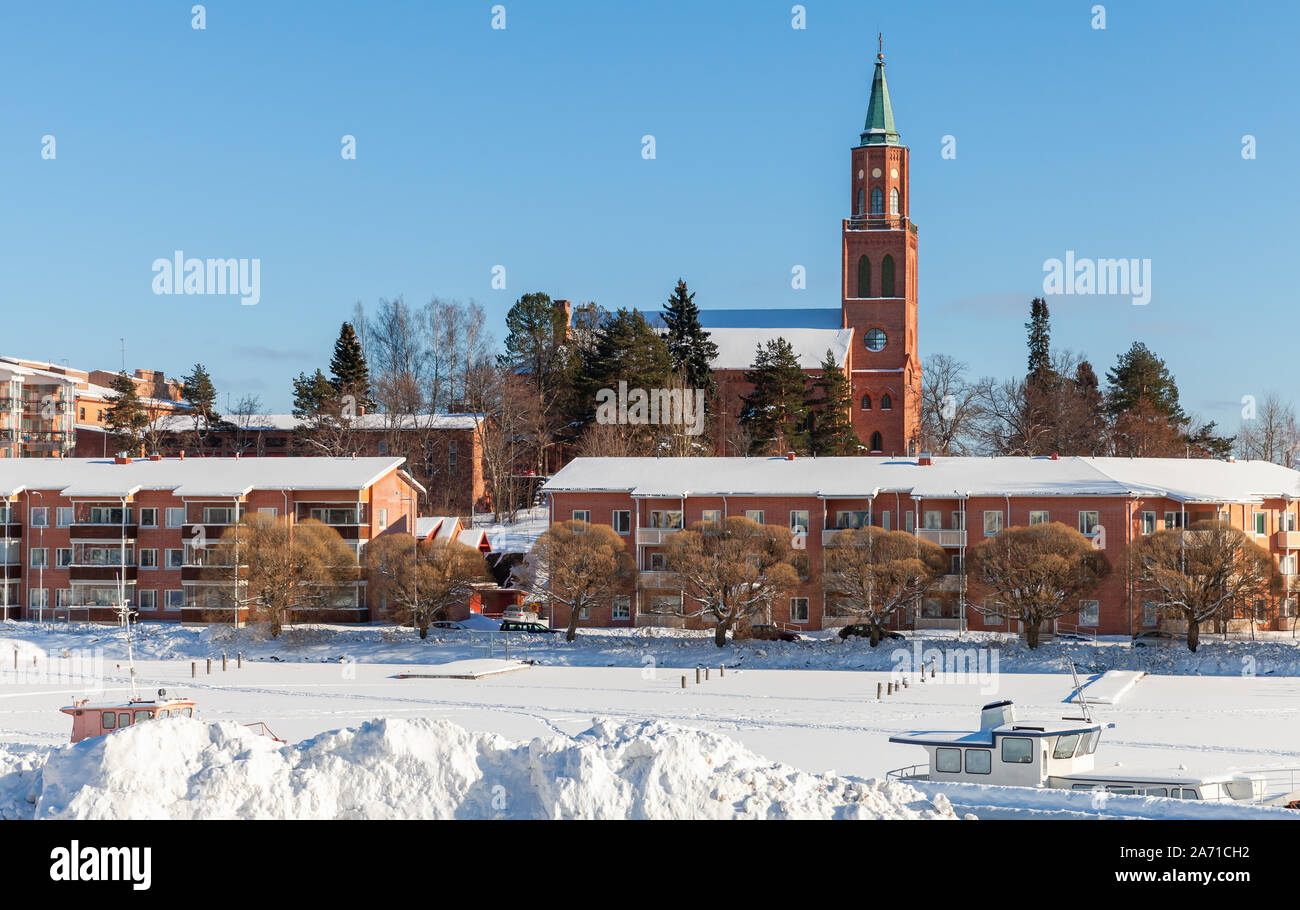 Winterlandschaft von Savonlinna Stadt im Herzen der Saimaa See Region, Finnland Stockfoto