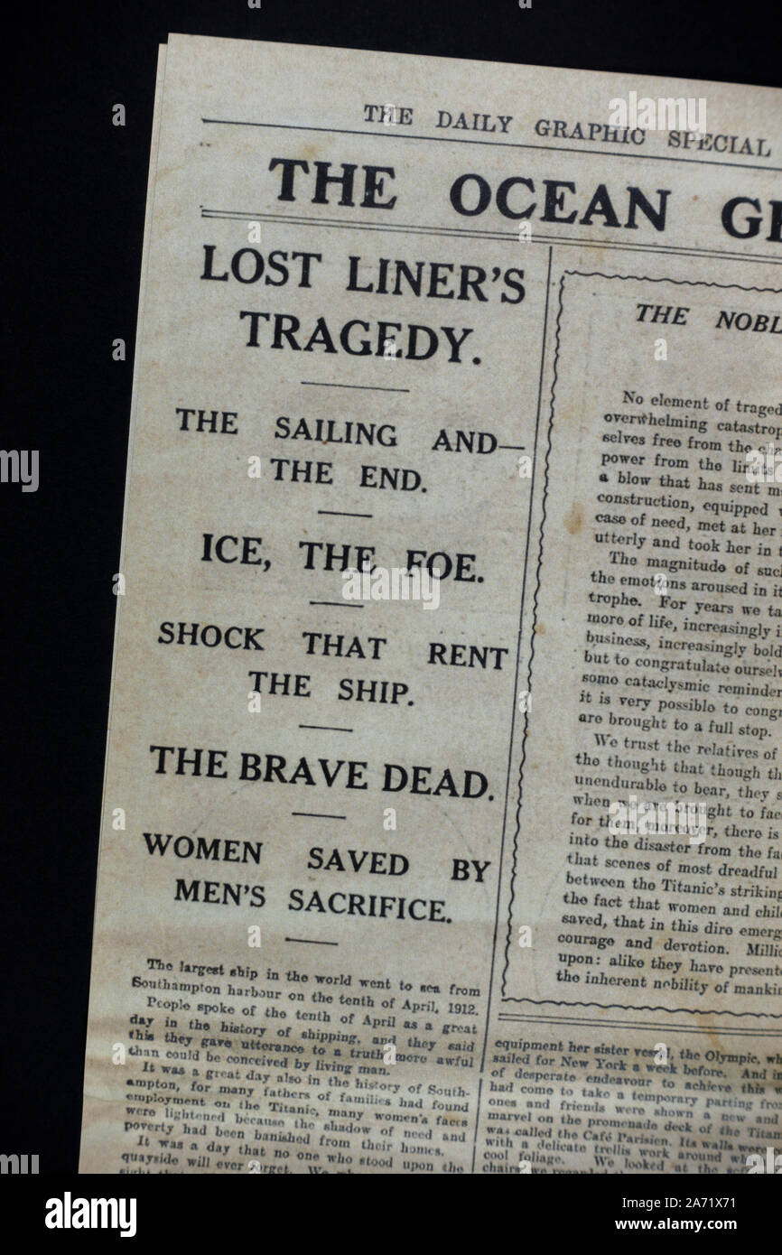 Replica Erinnerungsstücke im Zusammenhang mit der Titanic: Seite 2 Seite headline, der tägliche graphische In-Memoriam Anzahl edition, April 1912 20. Stockfoto