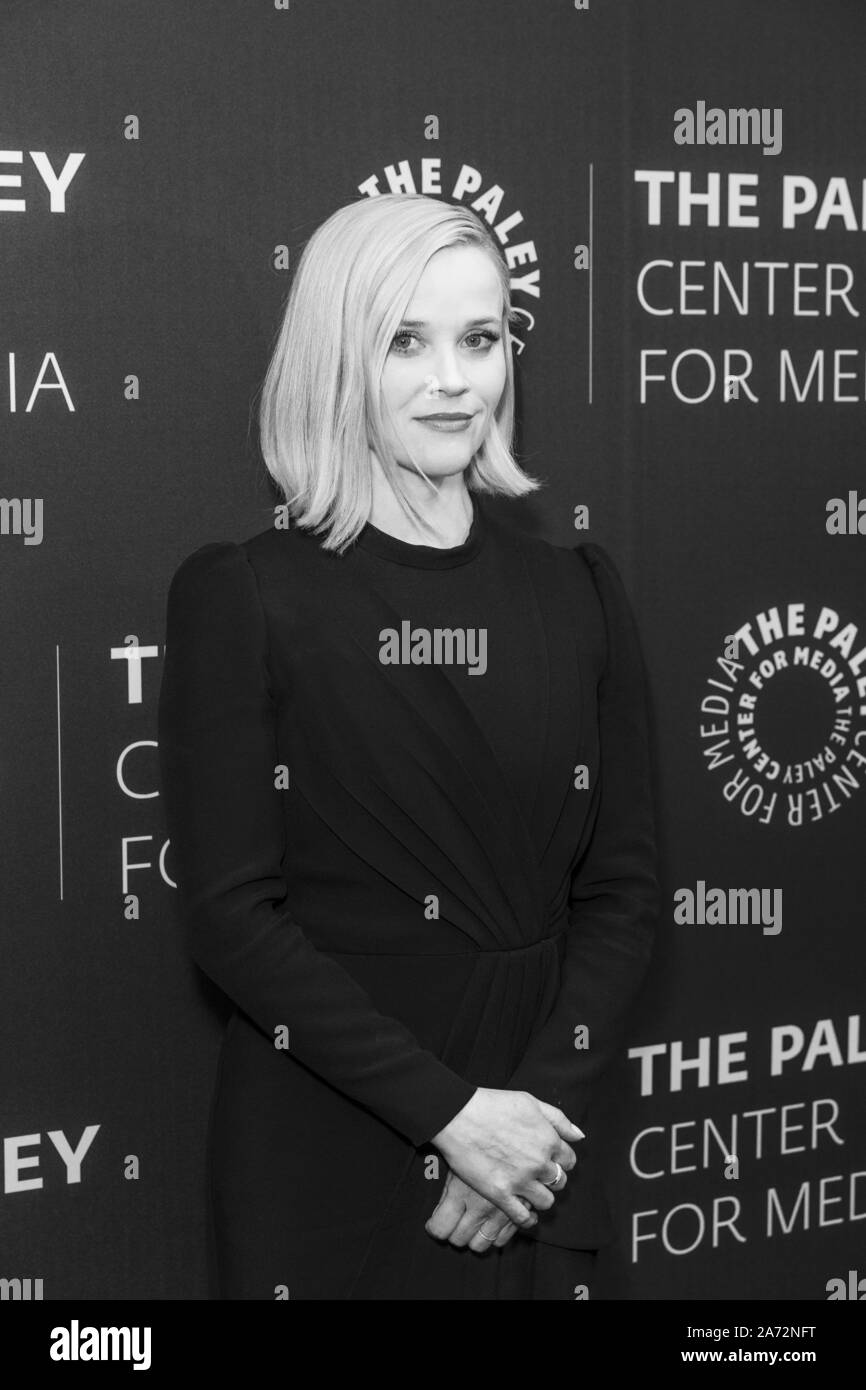 New York, NY - 29. Oktober 2019: Reese Witherspoon tragen Kleid von Andrew Gn besucht PaleyLive NY: Apple TV die Morning Show Preview Screening auf Paley Center für Medien Stockfoto