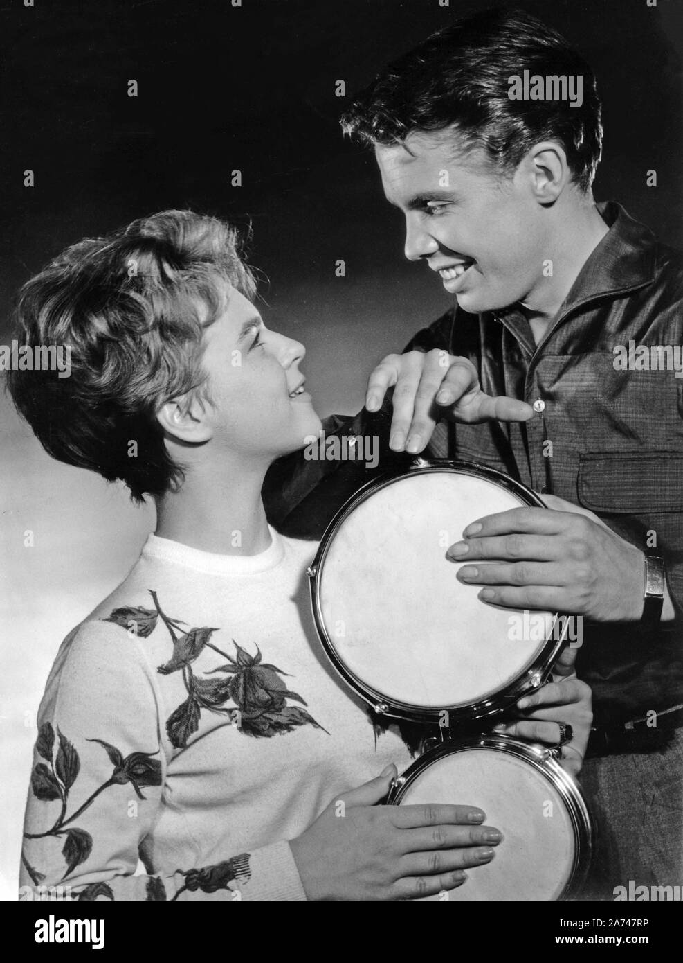 Conny und Peter machen Musik, Deutschland 1960, Regie: Werner Jacobs Darsteller: Cornelia Conny Froboess, Peter Kraus Stockfoto