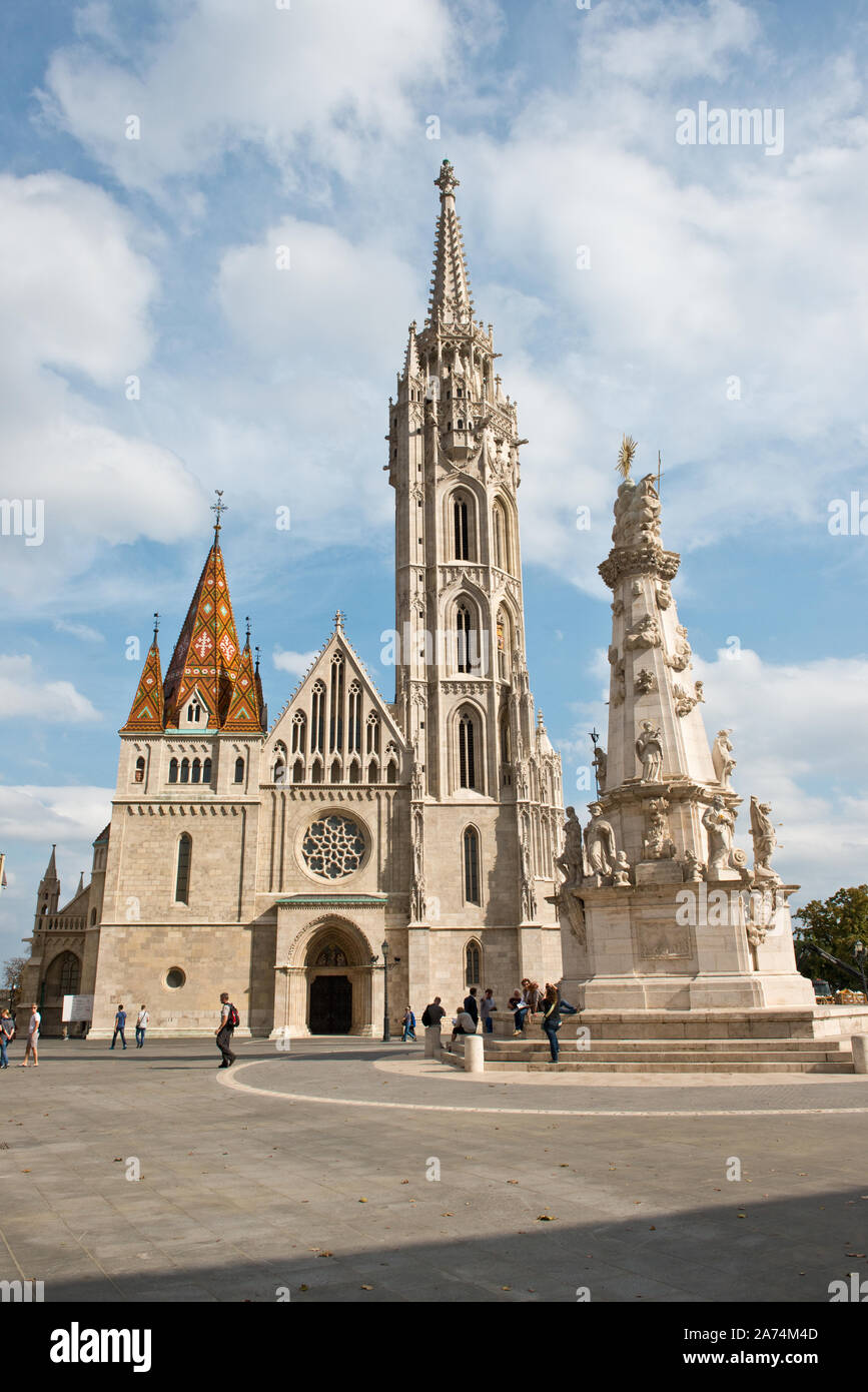 Matthias (Matthias) Kirche und Dreifaltigkeitssäule. Burg, Budapest Stockfoto