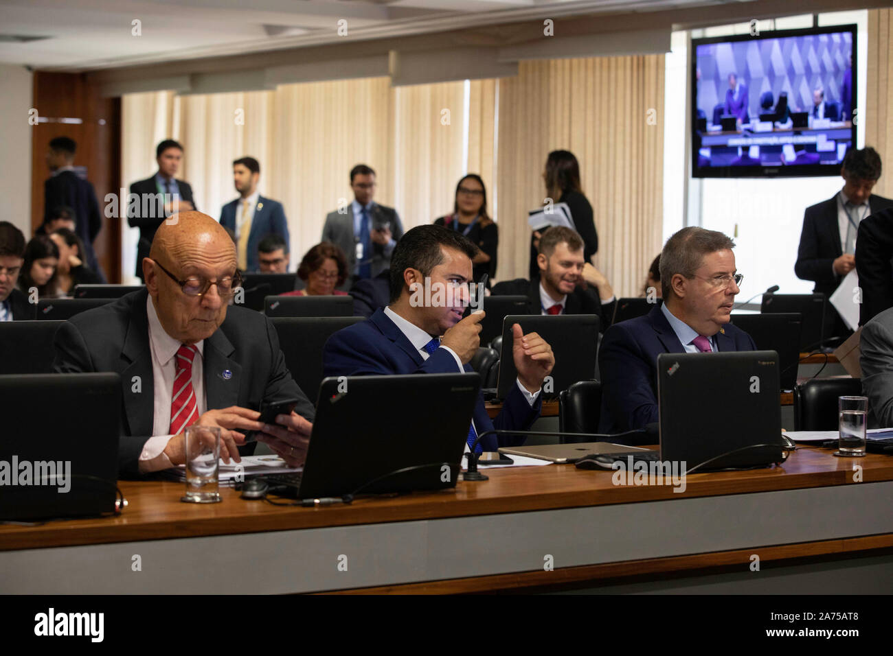 BRASÍLIA, DF - 30.10.2019: CCJ SENADO FEDERAL - Senatoren nehmen an der Sitzung der Verfassung und des Rechts der Kommission auf Bundes Senat in Brasilia am Mittwoch (30.). (Foto: Bruno Rocha/Fotoarena) Stockfoto