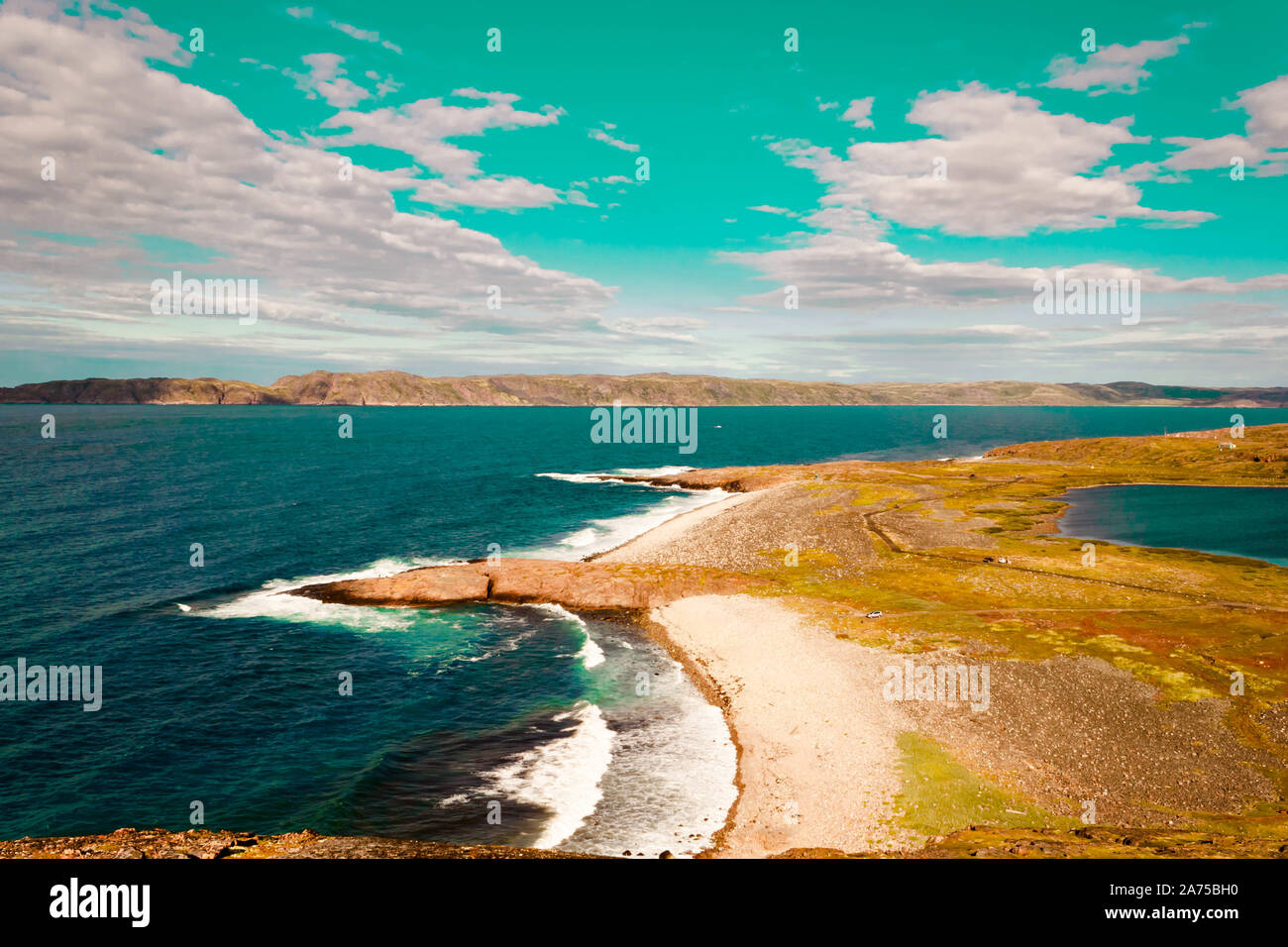 TERIBERKA, Russland 07 AUGUST 2018: schöner Sommertag Landschaft aufgegeben artnature Küstenschutz Norden der Halbinsel Kola natürliche backgrounf anzeigen. Stockfoto