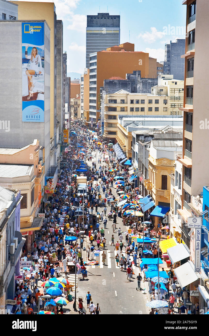 Straße 25 de Setembro, São Paulo, Brasilien Stockfoto