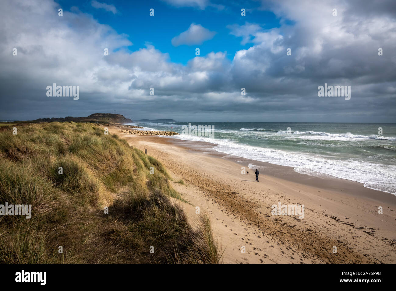 Hengistbury Head an einem windigen Tag Stockfoto