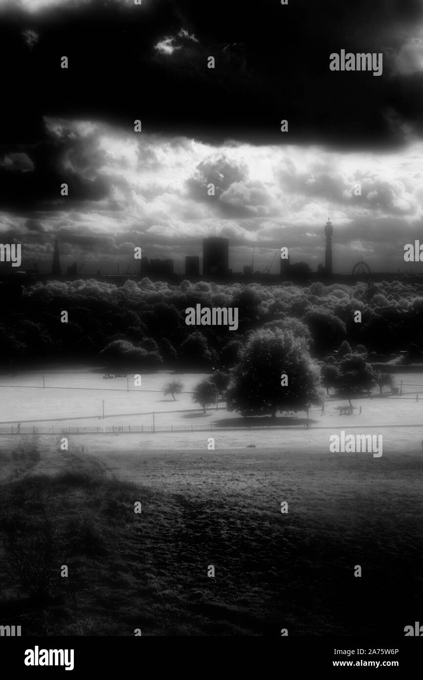 Infrarote Bild - Ansicht von Primrose Hill, London - England - Großbritannien Stockfoto