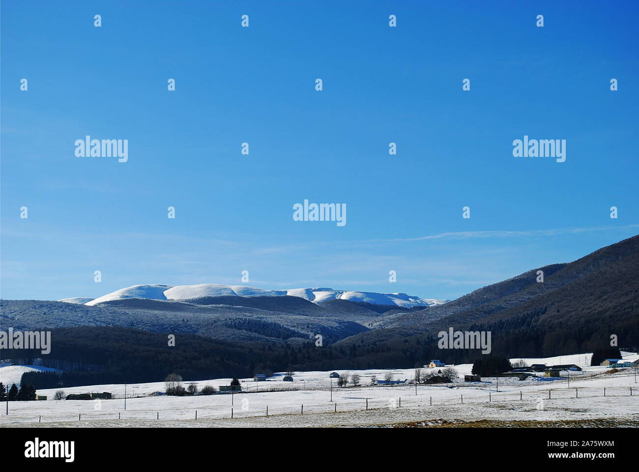 Das schöne Cansignio-Plateau zwischen den Provinzen Belluno und Treviso in Italien Stockfoto
