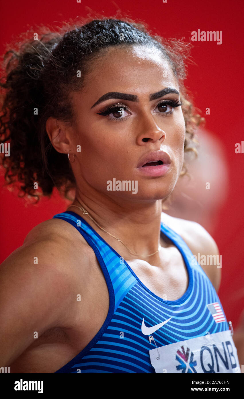 DOHA Katar OKT 6 Sydney McLaughlin der USA bei den Frauen 4x400m Staffel finale am 10. Tag DOHA Katar OKT 6 Sydney McLaughlin der USA bei den Frauen 4x400m Staffel finale am 10. Tag