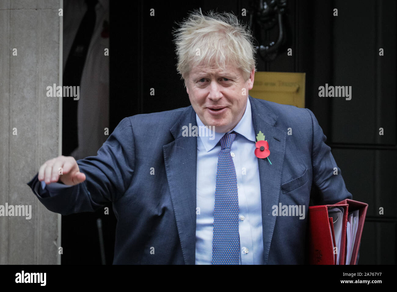 London, Großbritannien. 30 Okt, 2019. Premierminister Boris Johnson Blätter Downing Street für Prime Minister's Fragen an das Parlament. Credit: Imageplotter/Alamy leben Nachrichten Stockfoto