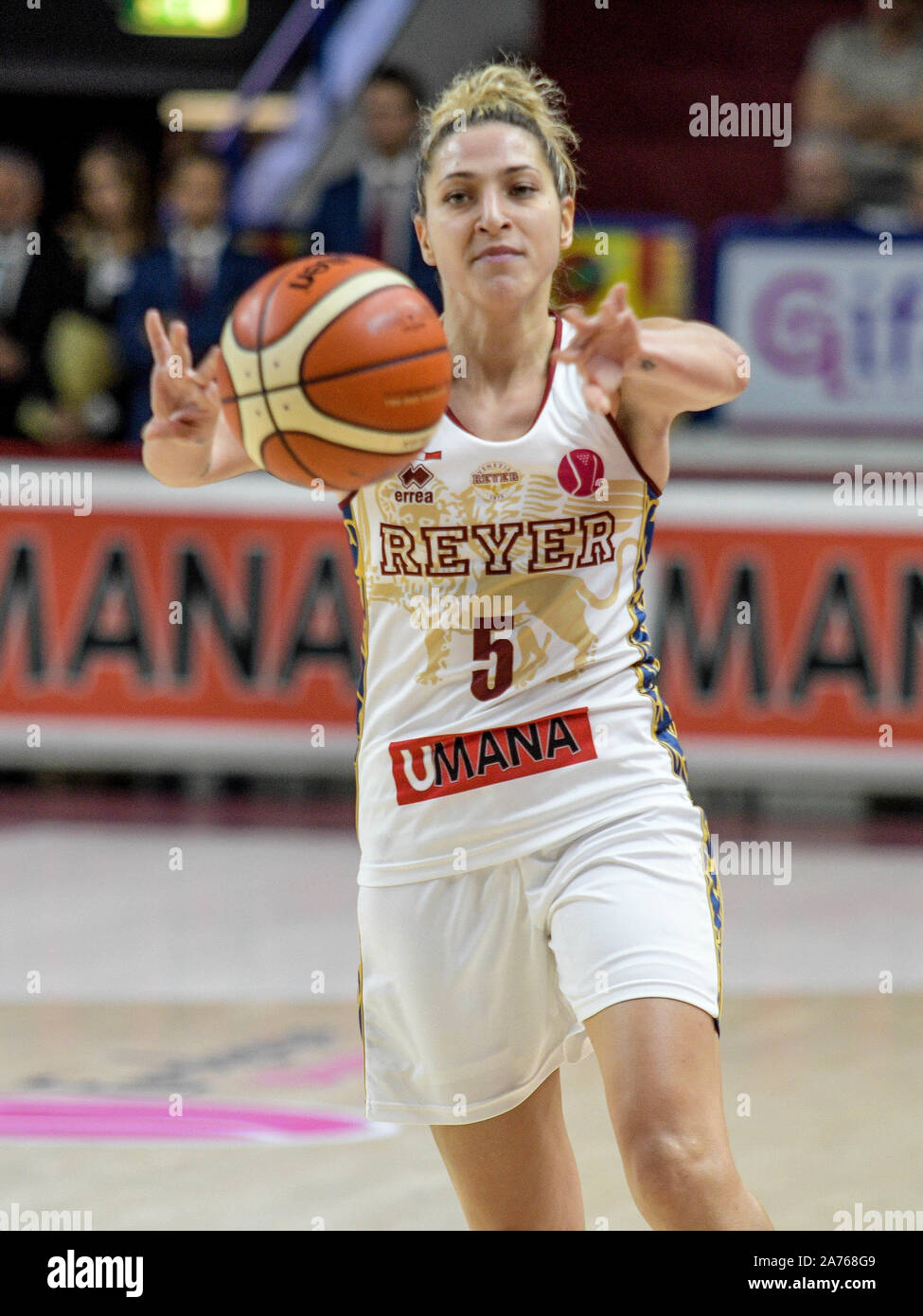 Venedig, Italien, 30 Okt 2019, debora carangelo (reyer Venezia) während Reyer Venezia vs UMMC Jekaterinburg - Basketball Euroleague Frauen Meisterschaft - Credit: LPS/Ettore Griffoni/Alamy leben Nachrichten Stockfoto