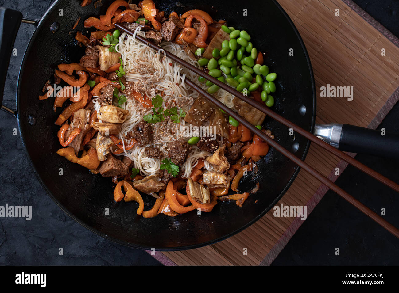 Vegane Pfannengerichte -Fotos Und -Bildmaterial In Hoher Auflösung – Alamy