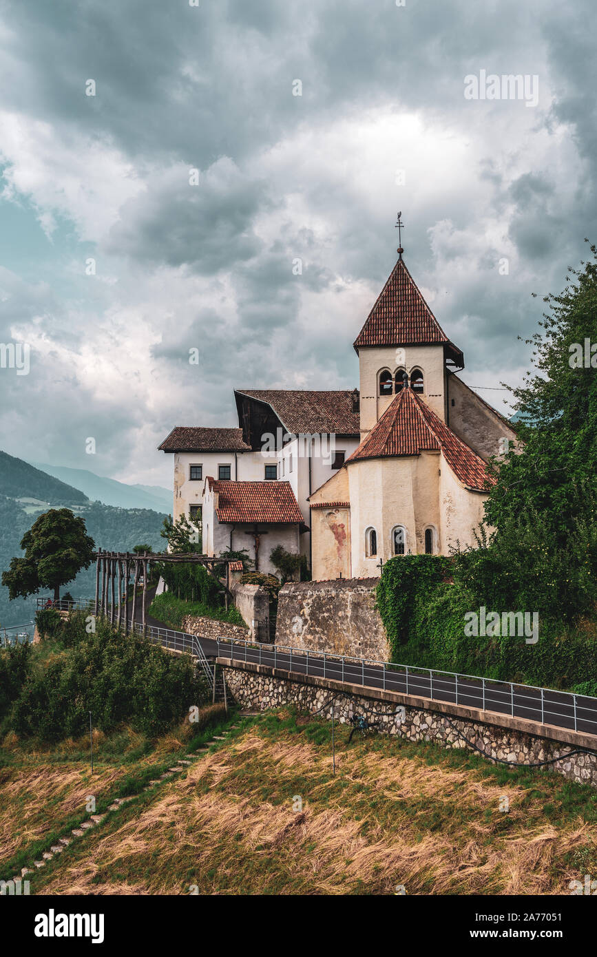 Pfarrkirche St. Peter in Tirol, Südtirol. Italien. Stockfoto