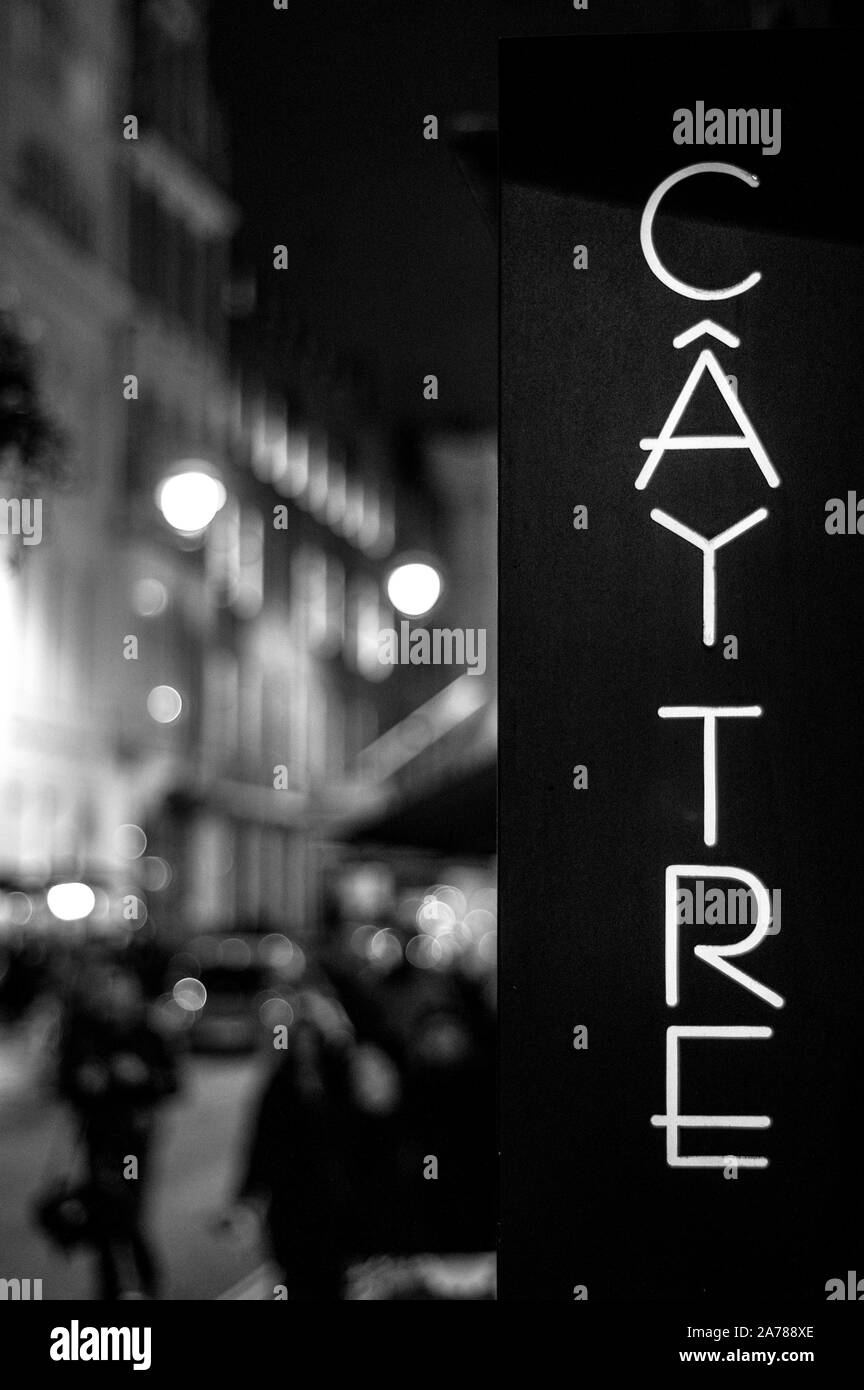 Dies ist der richtige Ort, wenn Sie gutes thailändisches Essen möchten. Stockfoto