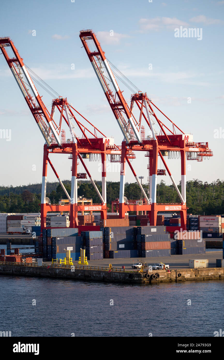 Halterm container terminal -Fotos und -Bildmaterial in hoher Auflösung ...
