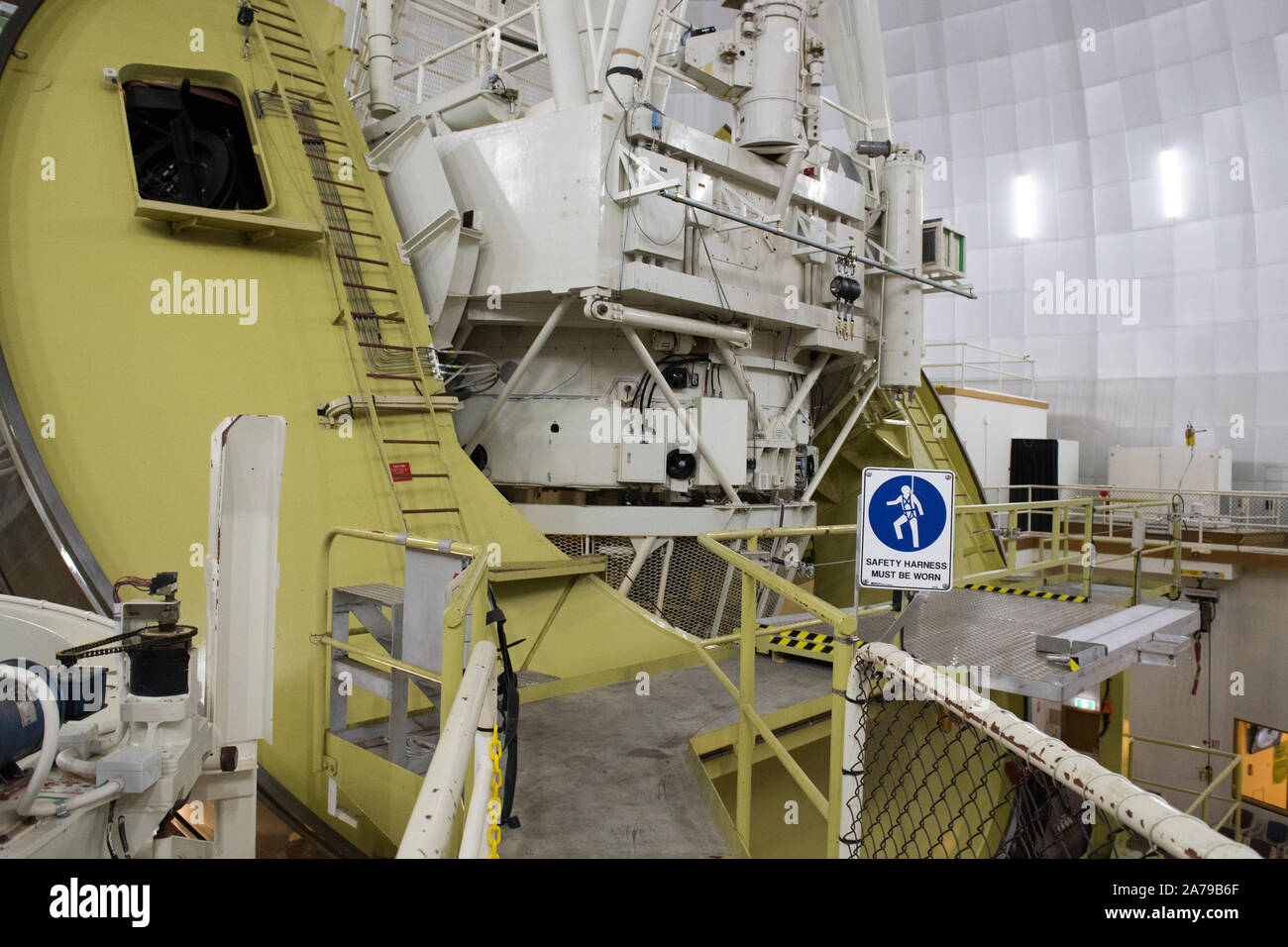 Anglo Australian Telescope (AAT) in Siding Spring Observatorium - Mt Woorut in der Nähe von Coonabarabran, New South Wales, Australien Stockfoto