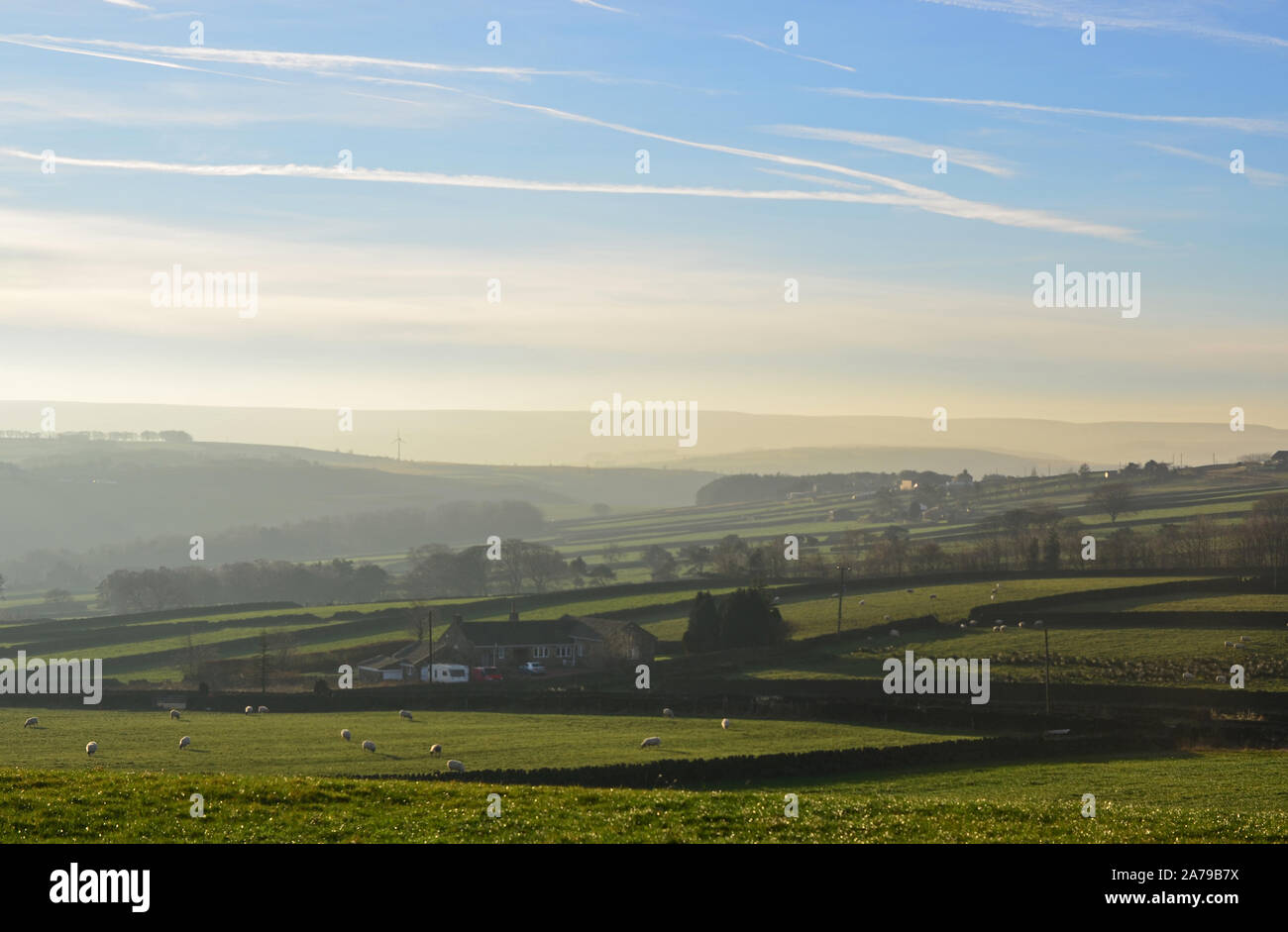 Winter Nebel, Cullingworth und Haworth, Yorkshire Stockfoto