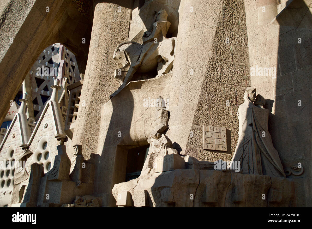 Skulpturen auf der Leidenschaft Fassade von La Sagrada Familia in Barcelona, Spanien Stockfoto Skulpturen auf der Leidenschaft Fassade von La Sagrada Familia in Barcelona, Spanien Stockfoto