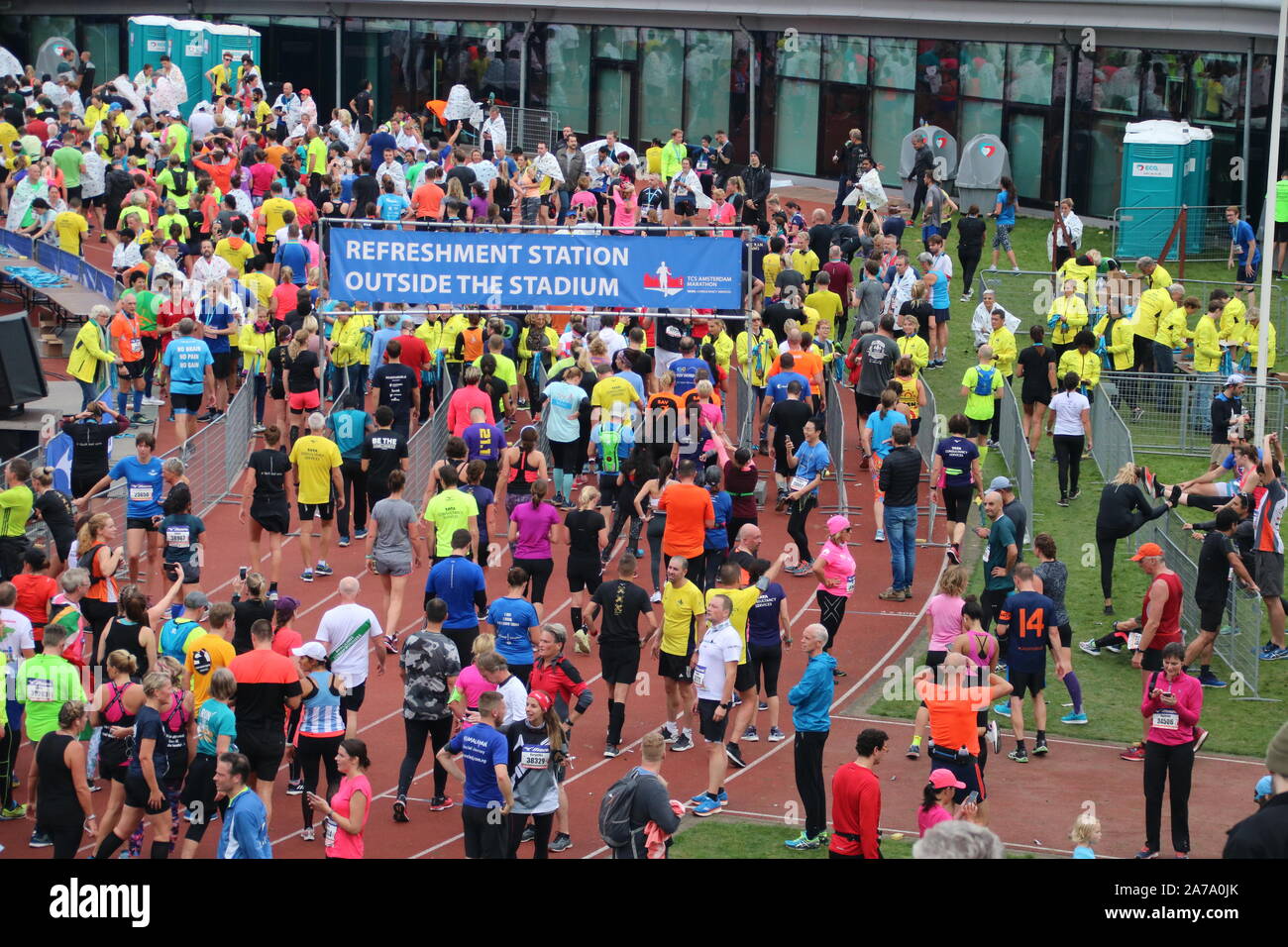 Marathonläufer in Amsterdam Stockfoto