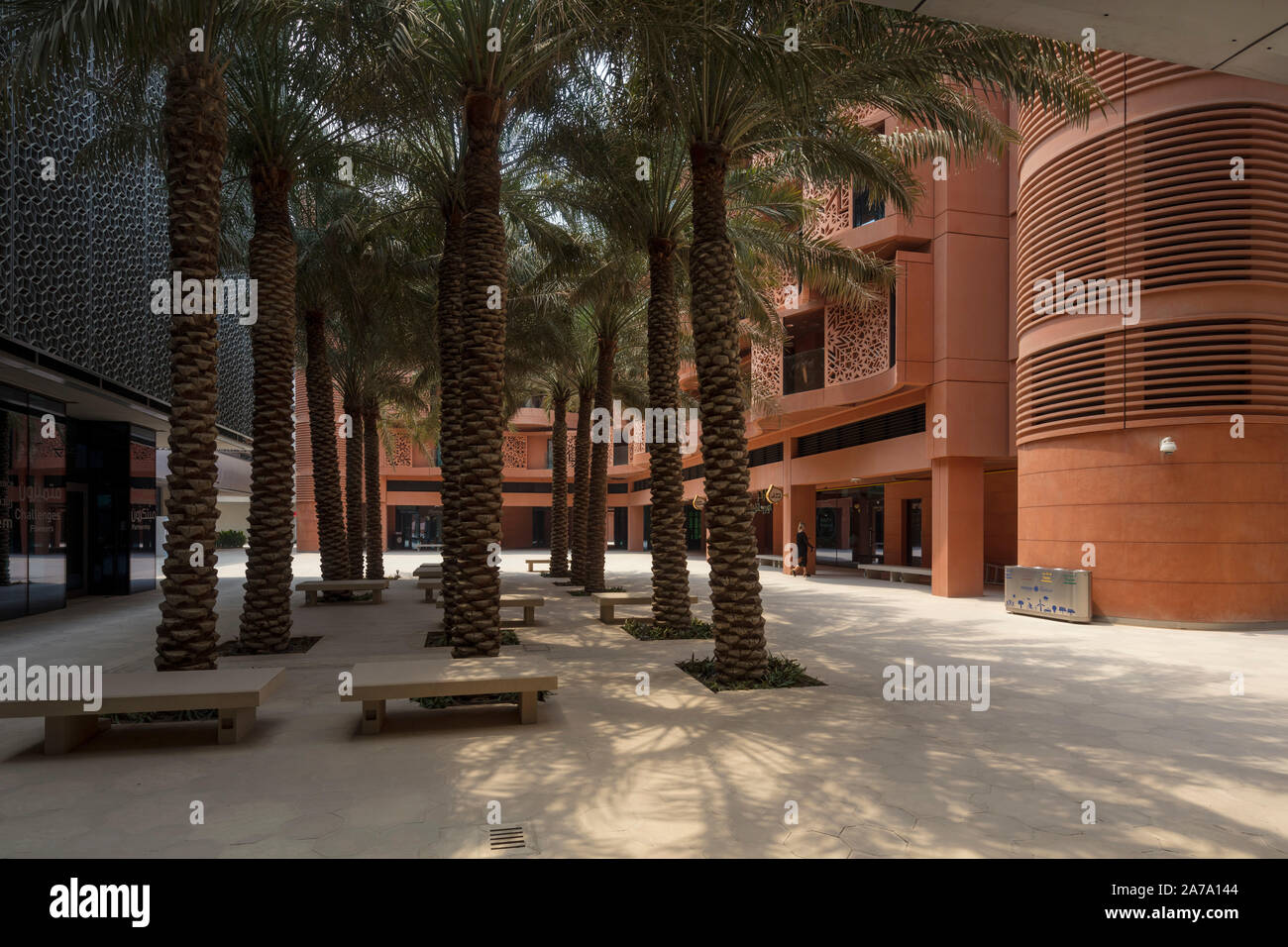 Die Masdar City Campus der Khalifa Universität für Wissenschaft und Technologie, Abu Dhabi, VAE Stockfoto