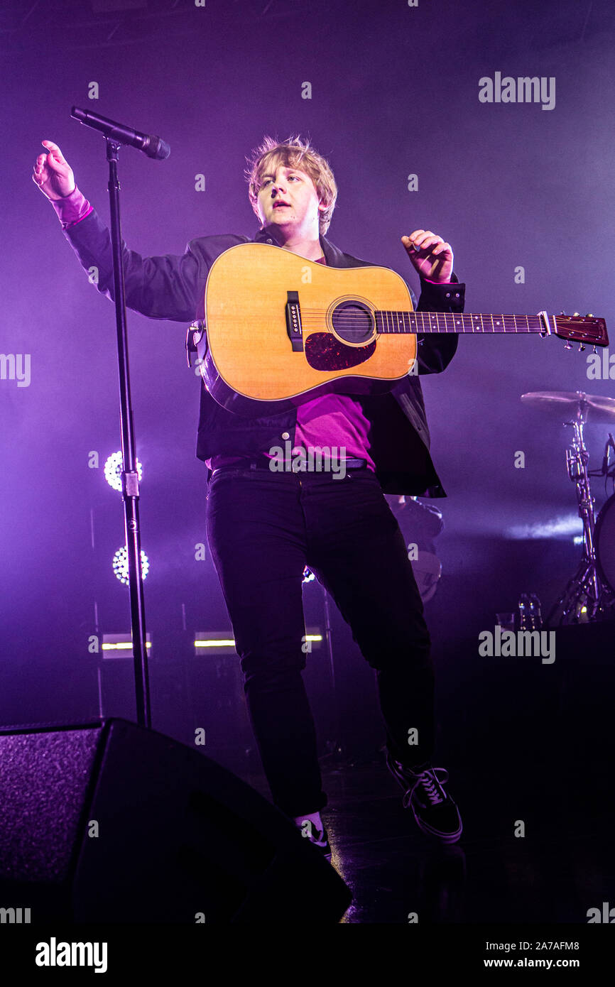 Mailand Italien. 30. Oktober 2019. Der schottische Singer/Songwriter LEWIS CAPALDI führt live auf der Bühne Fabrique während der "göttlich Uninspiriert zu einem höllischen Umfang Tour". Stockfoto