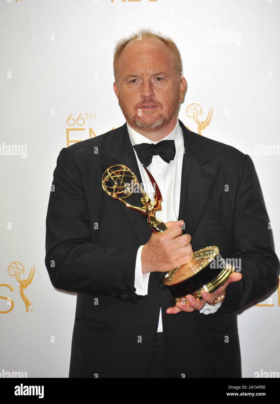 LOS ANGELES, Ca - 25. AUGUST 2014: Louis C.k. am 66th Primetime Emmy Awards im Nokia Theatre L.A. Live Downtown Los Angeles. © 2014 Paul Smith/Featureflash Stockfoto