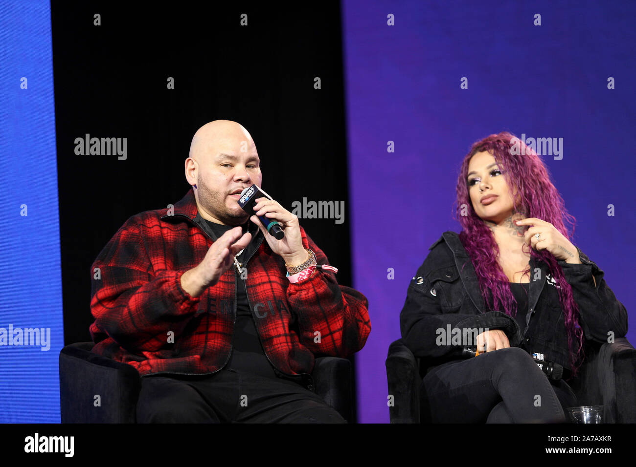 (L - R) führende der lateinischen Kultur panel mit Fat Joe und Schnee Tha Produkt an der Revolte Gipfel x AT&T LA am 25. Oktober 2019 im Magic Box in Los Angeles, Kalifornien. Stockfoto