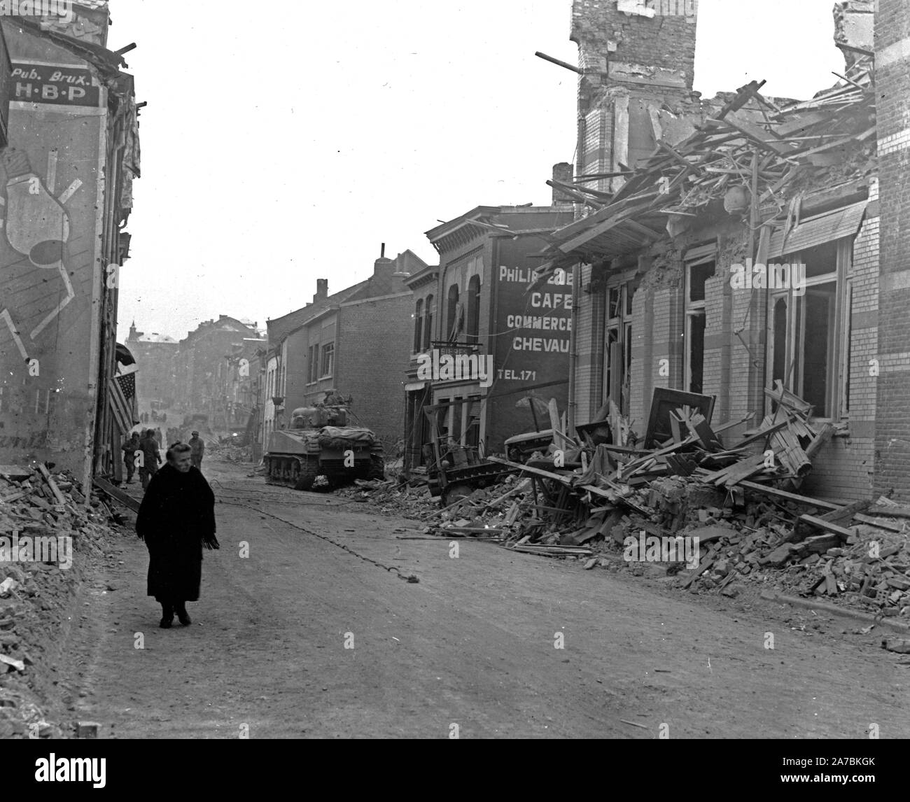 Bombenschäden, das Ergebnis eines deutschen 10-tägigen Belagerung der Luftlandedivision in Bastogne, Belgien. 12/26/44. Stockfoto