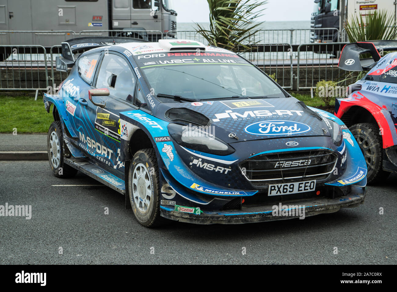 Elfyn Evans M-Sport Ford Leistung WRT Fiesta WRC Auto an der Abschlussfeier der WRC Wales Rally GB in Llandudno, Wales, Großbritannien Stockfoto