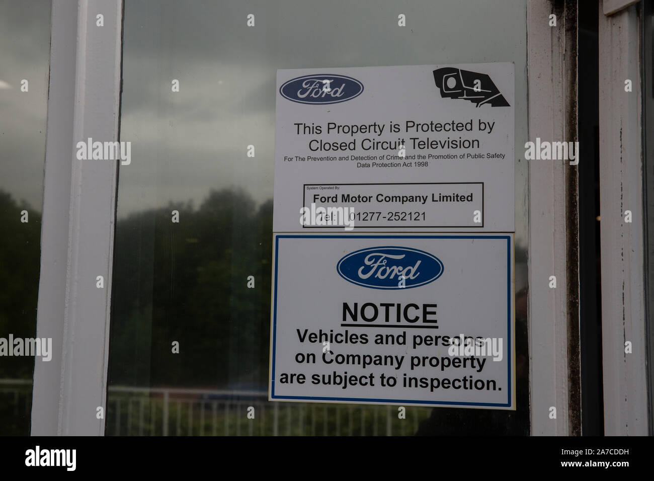 Die in der Nähe der leeren Büros an autogiganten Ford UK Warley Hauptsitz in Brentwood, Essex, wo das Auto hersteller seit über 50 Jahren gegründet wurden. Stockfoto
