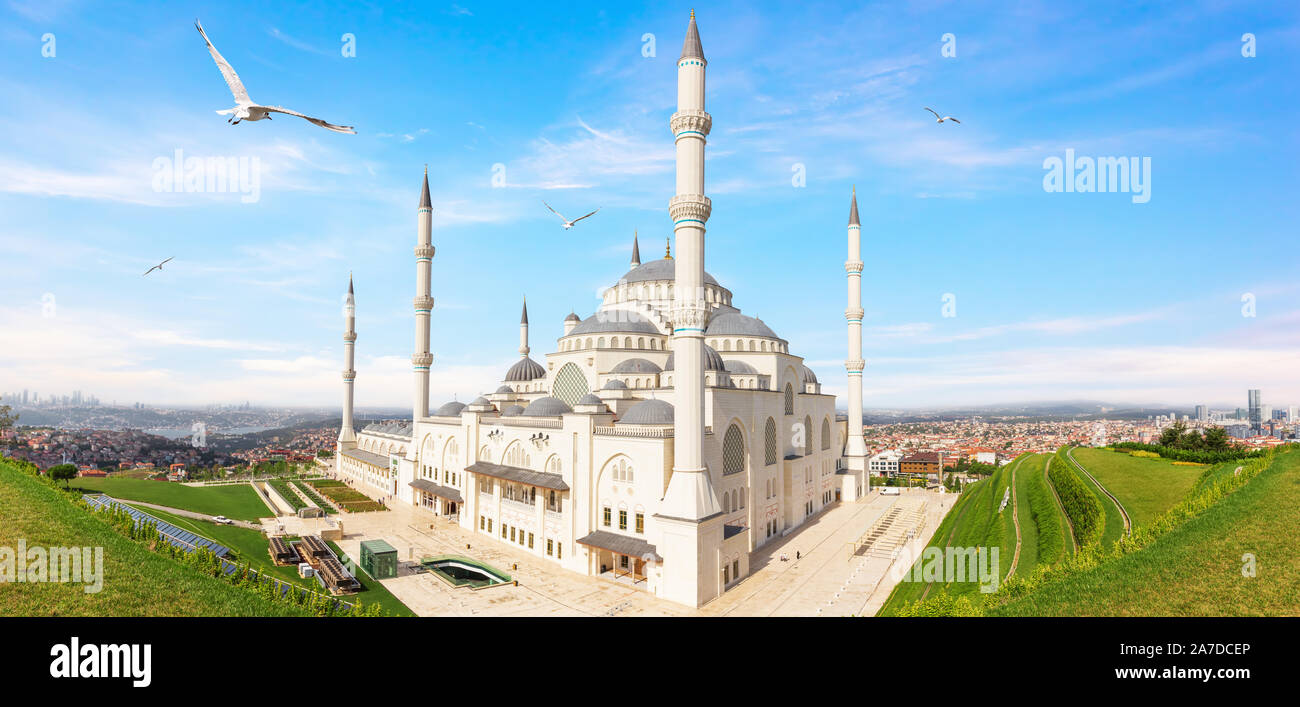 Wundervolle neue Camlica Moschee auf der asiatischen Seite von Istanbul, Türkei Stockfoto