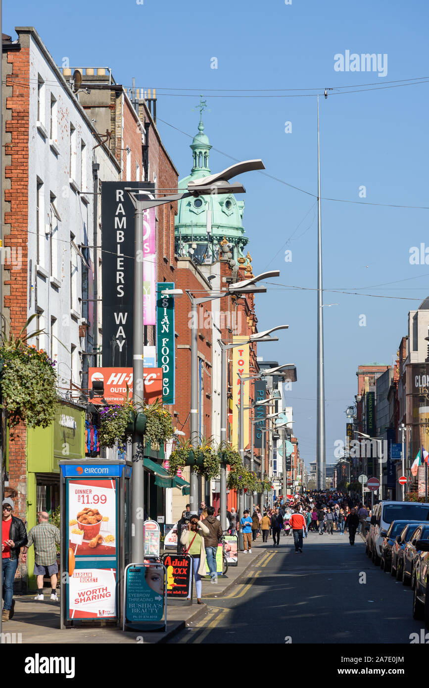 DUBLIN, Irland - 06 April 2015: Der Turm Blick von Henry Street in Dublin, Irland Stockfoto