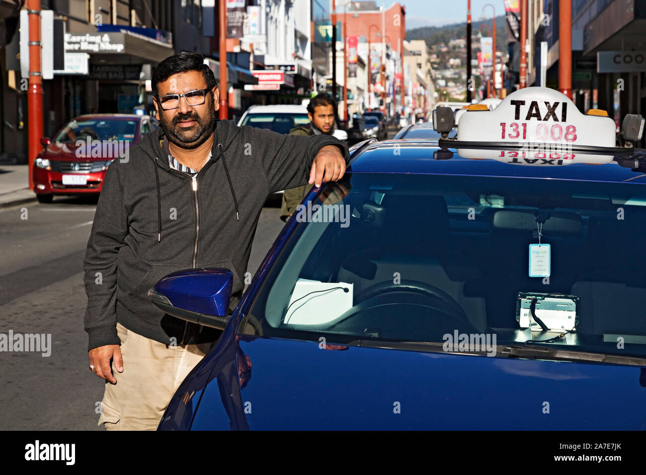 Hobart Australien/Taxifahrer in der Collins Street, Hobart Central Business District, Hobart Tasmanien. Stockfoto