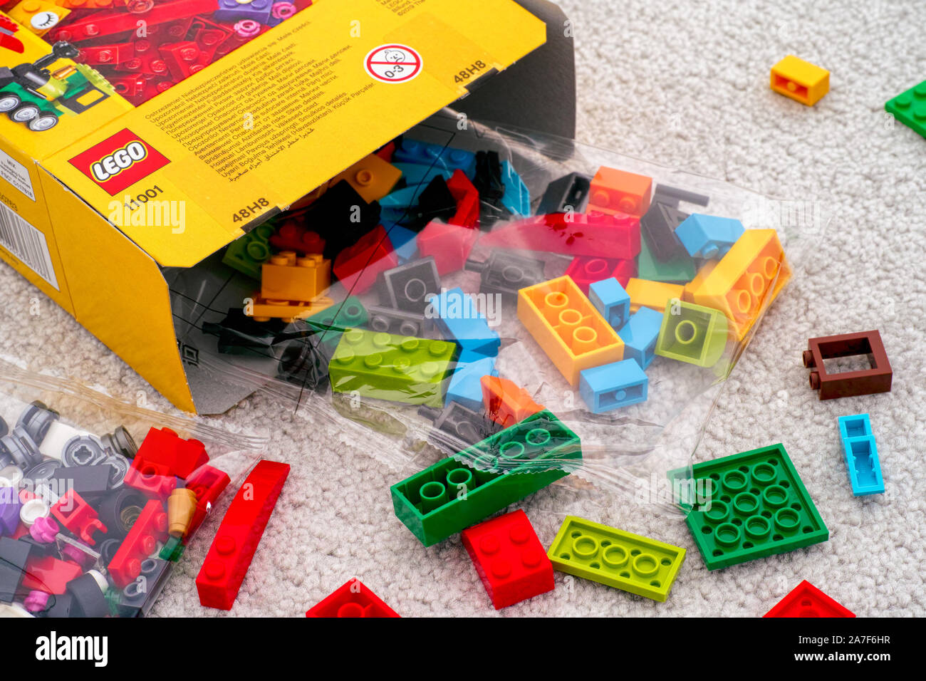 Tambow, Russland - 07 September, 2019 Lego Bausteine und Backsteine aus der LEGO Box. Close-up. Stockfoto
