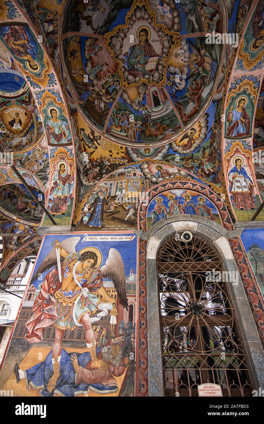 Religiöse Fresken an der Abhandlungen aus der Bibel, der Kirche an der Wand in Rila Kloster gemalt, Bulgarien Stockfoto