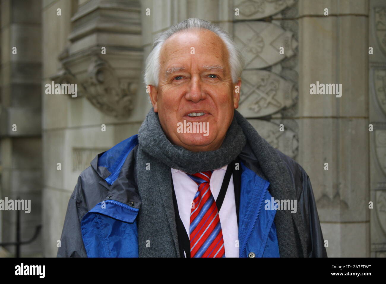 Lord Hain in Westminster am 28. Oktober 2019. Baron Hain PC britischer Labour-Politiker, der in der Regierung Tony Blair diente. Gordon Brown. Kabinettsminister. Nordirland. House of Lords. Peter Hain. Berühmte Politiker. Russell Moore Portfolioseite. Stockfoto