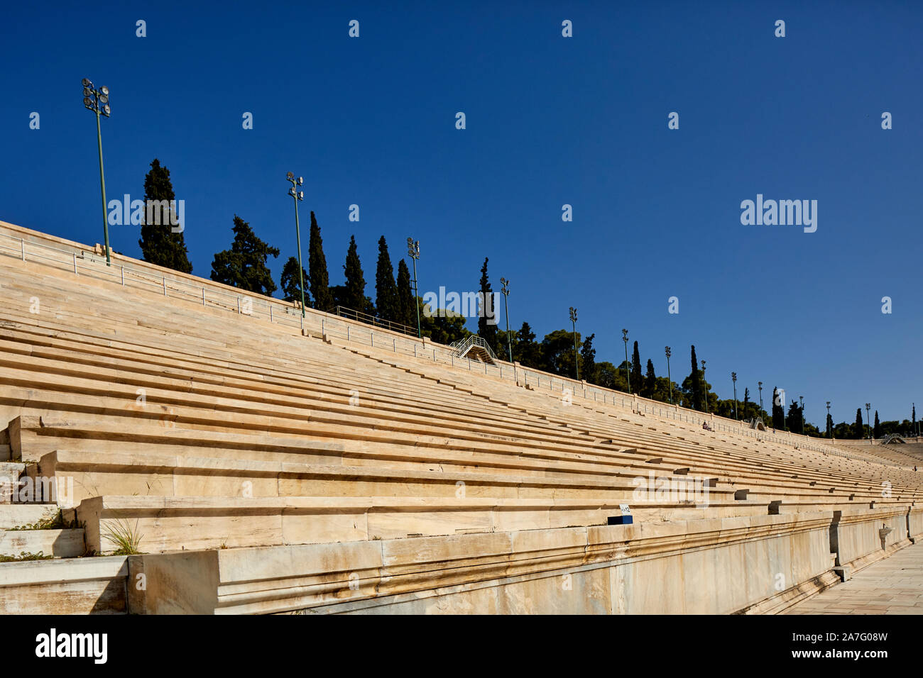 Athen, die Hauptstadt Griechenlands Die Panathenaic Kallimarmaro Stadion oder eine der wichtigsten historischen Sehenswürdigkeiten von Athen, es ist das einzige Stadion der Welt Stockfoto