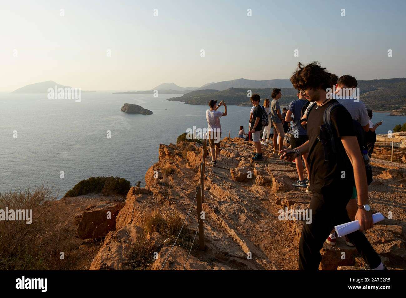 Griechenland der Antike griechische Tempel des Poseidon am Kap Sounion, bei 444 - 440 v. Chr., ist eine der wichtigsten Sehenswürdigkeiten des Goldenen Zeitalters von Athen erbaut. Es ist Stockfoto Griechenland der Antike griechische Tempel des Poseidon am Kap Sounion, bei 444 - 440 v. Chr., ist eine der wichtigsten Sehenswürdigkeiten des Goldenen Zeitalters von Athen erbaut. Es ist Stockfoto