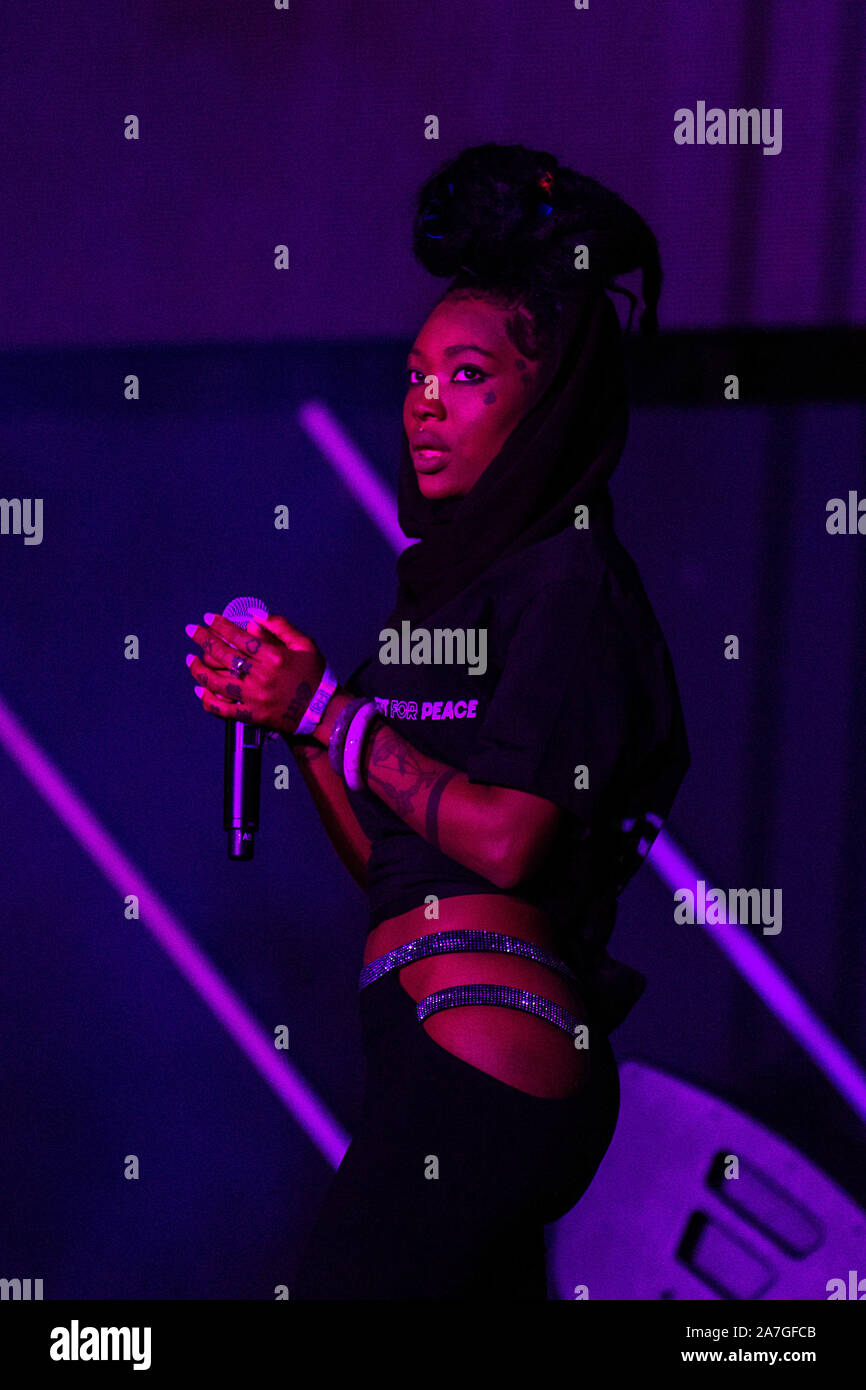 November 1, 2019, Las Vegas, Nevada, US: Sänger SOMMER WALKER während des Tages N Vegas Music Festival am Las Vegas Festival Gelände in Las Vegas, Nevada (Bild: © Daniel DeSlover/ZUMA Draht) Stockfoto November 1, 2019, Las Vegas, Nevada, US: Sänger SOMMER WALKER während des Tages N Vegas Music Festival am Las Vegas Festival Gelände in Las Vegas, Nevada (Bild: © Daniel DeSlover/ZUMA Draht) Stockfoto