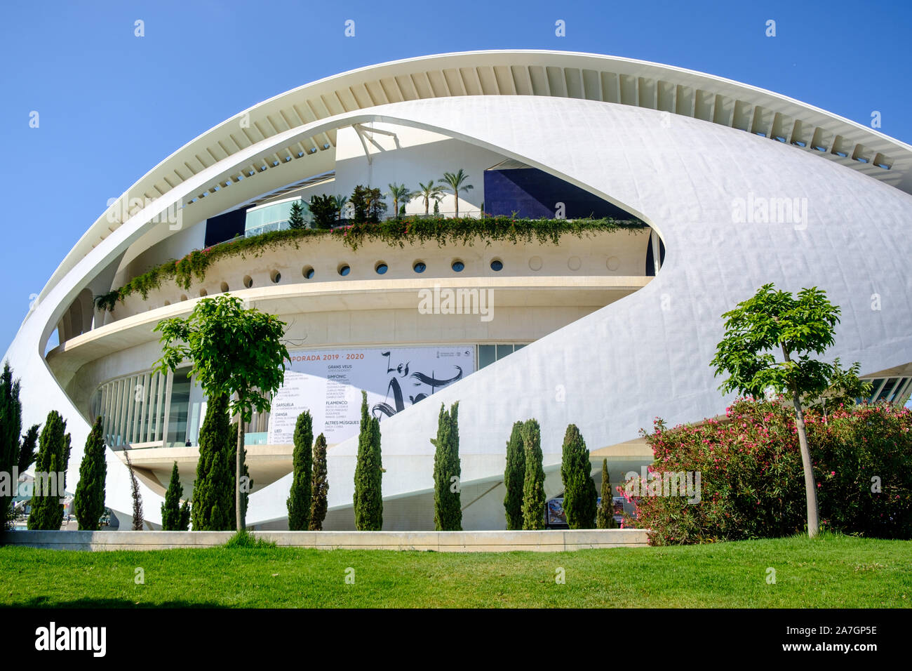 El Palau de les Arts Reina Sofia, der von dem Architekten Santiago Calatrava, der Stadt der Künste und Wissenschaften in Valencia, Spanien Stockfoto