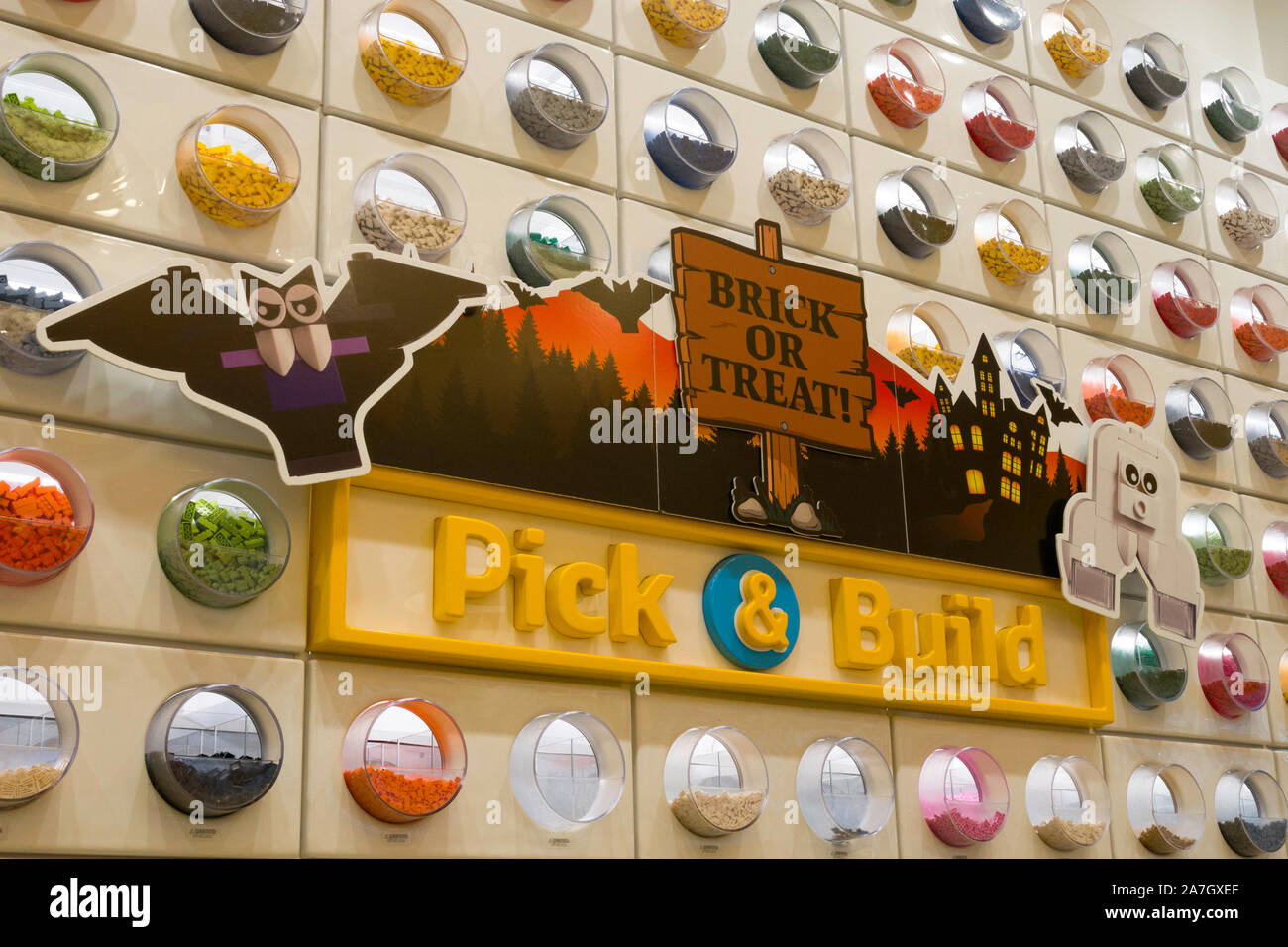 LEGO Spielzeug Kunststoff Ziegel Anzeige, LEGO Store im Flatiron District, NEW YORK CITY Stockfoto