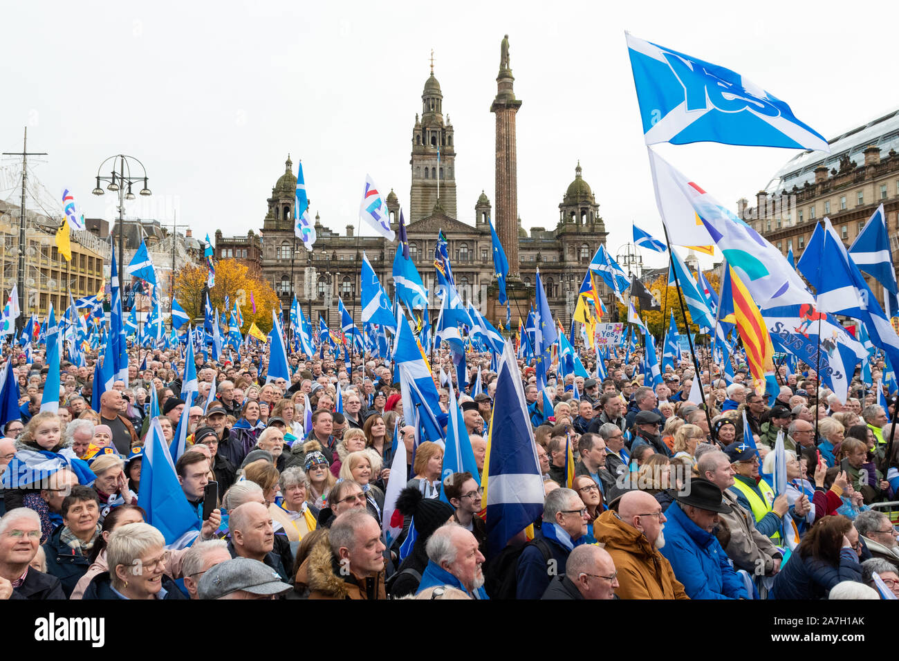 Unabhängigkeit Rally indyref 2020 im George Square, Glasgow Schottland am 2. November 2019 Stockfoto