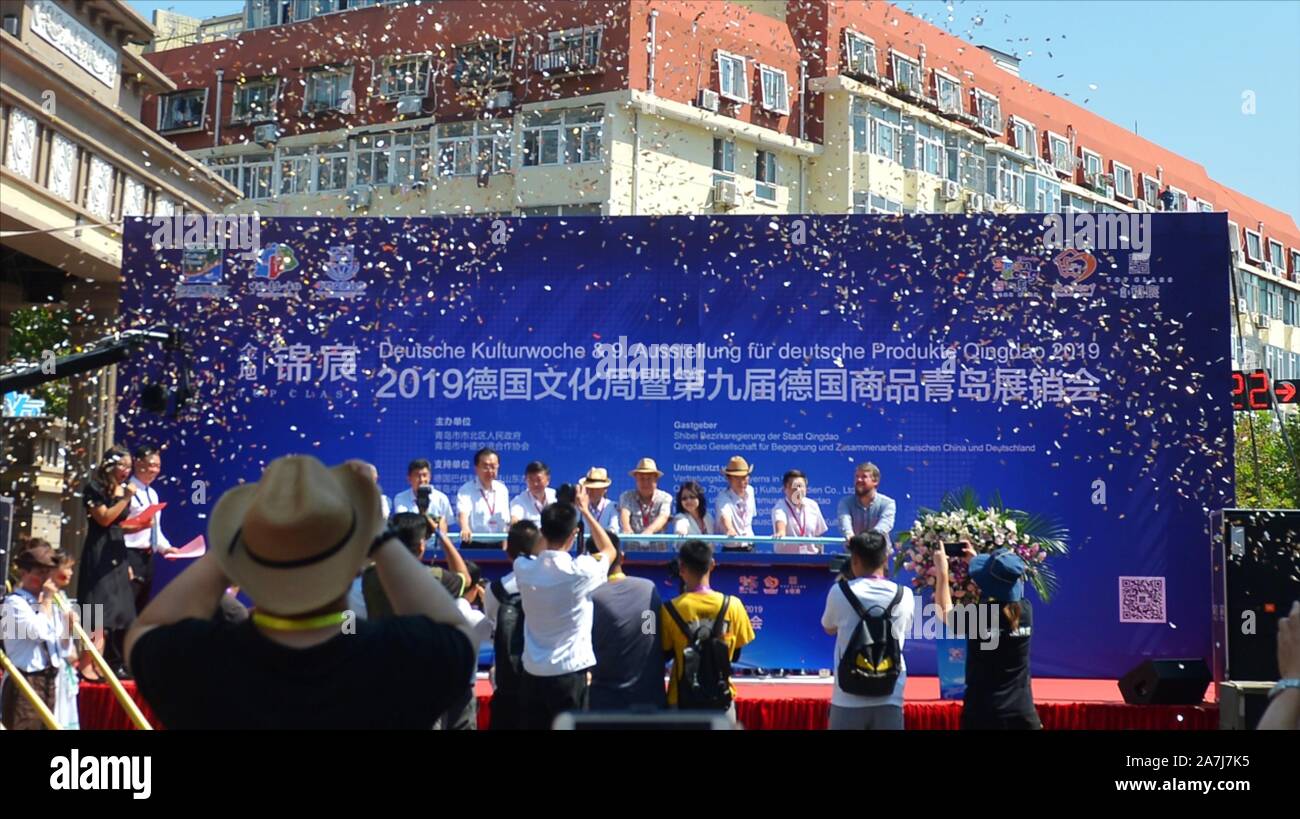 Bild von der Eröffnungsfeier der 2019 deutschen Kultur Woche und das 9. Deutsche Messe in Qingdao, Osten Chinas Provinz Shandong, 5. September Stockfoto