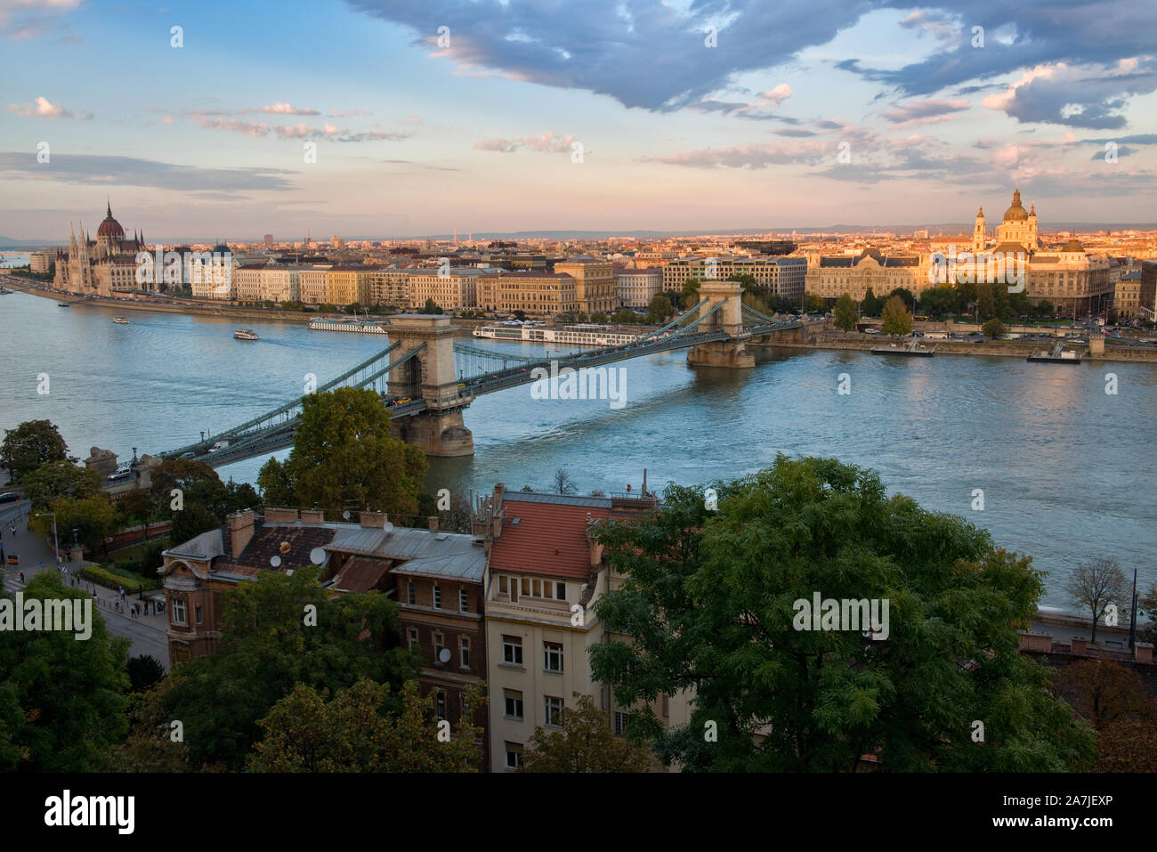 Széchenyi Kettenbrücke in Budapest, Ungarn. Stockfoto