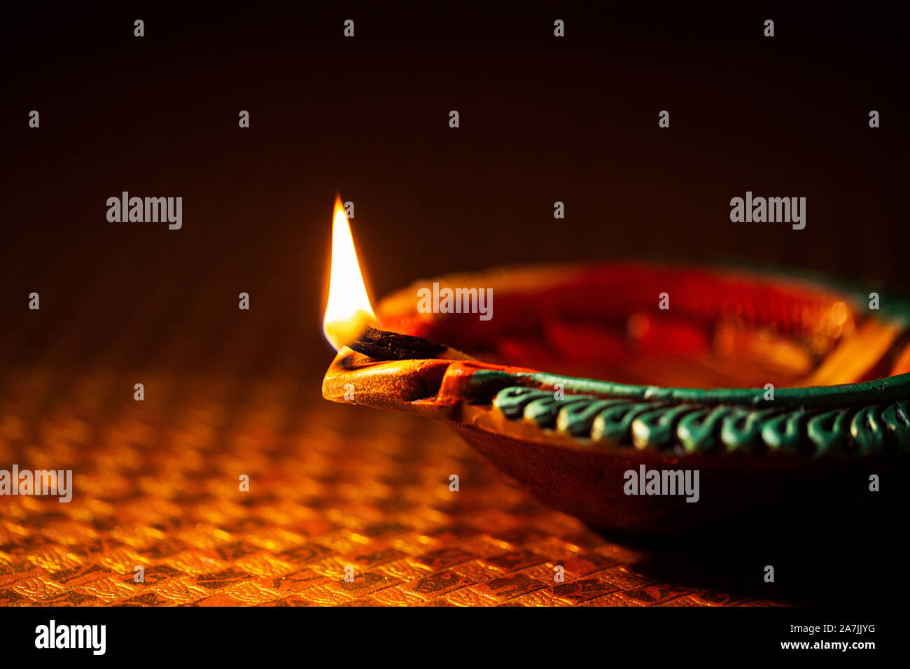 Ton Öl lampe Diya für Dekoration auf der Ocassion von Diwali Festival in Indien verwendet Stockfoto